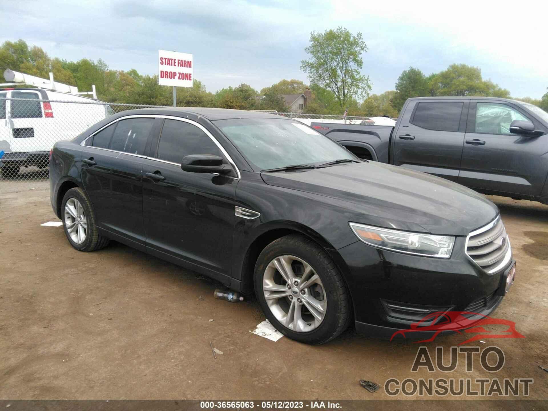 FORD TAURUS 2018 - 1FAHP2E87JG102967