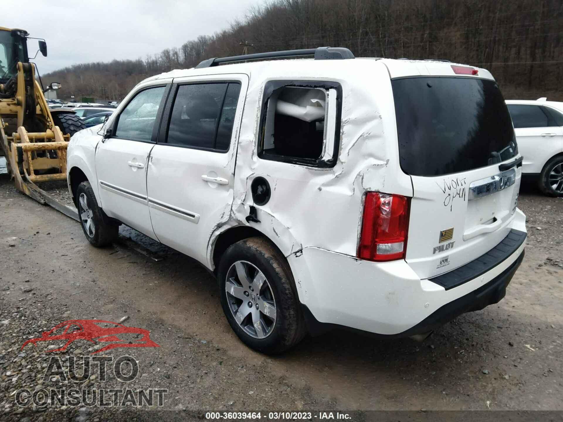 HONDA PILOT 2015 - 5FNYF4H99FB049512