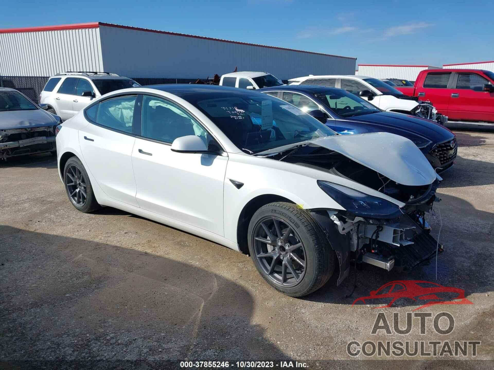 TESLA MODEL 3 2021 - 5YJ3E1EAXMF053656