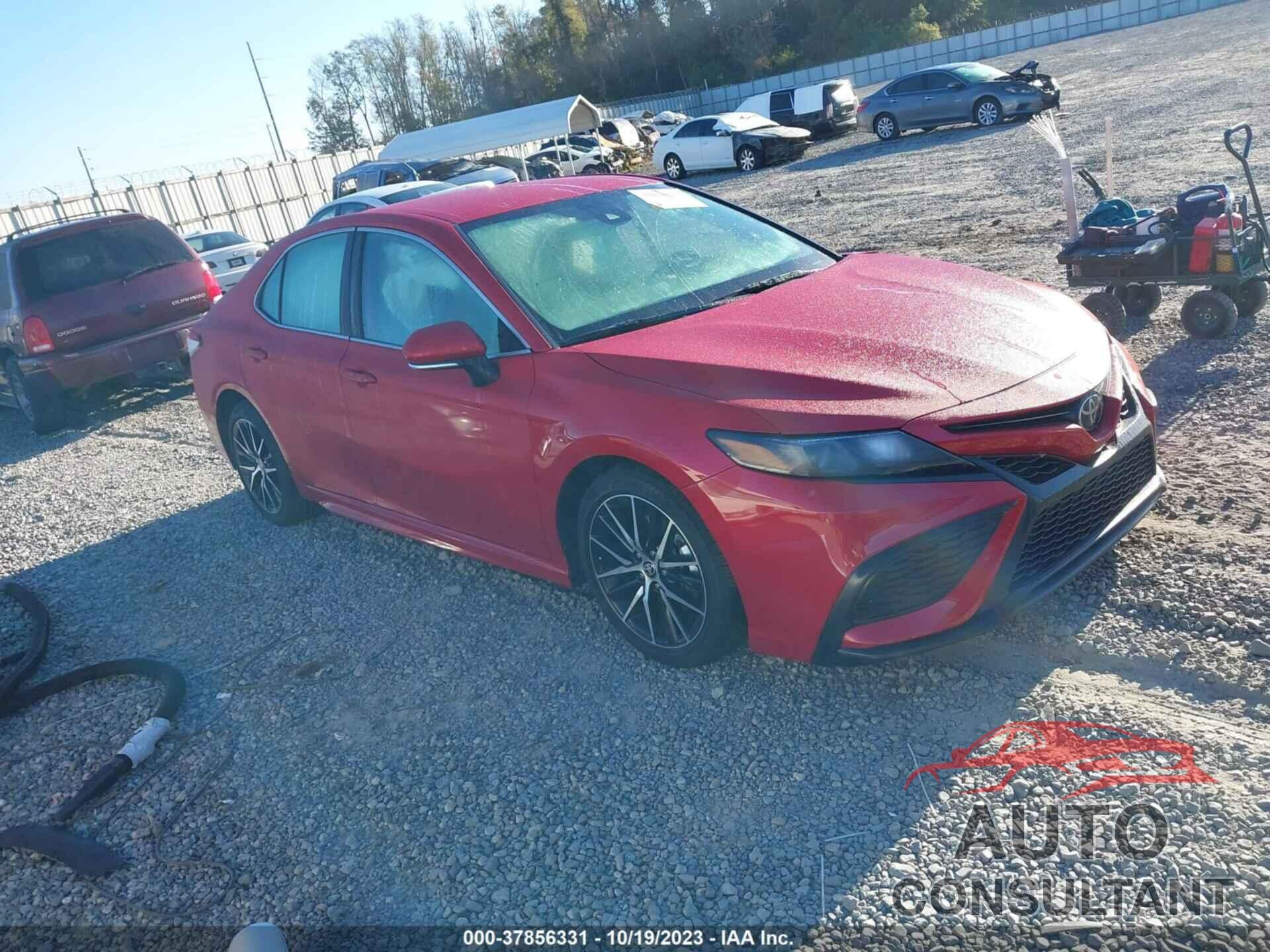 TOYOTA CAMRY 2023 - 4T1G11AK2PU130085