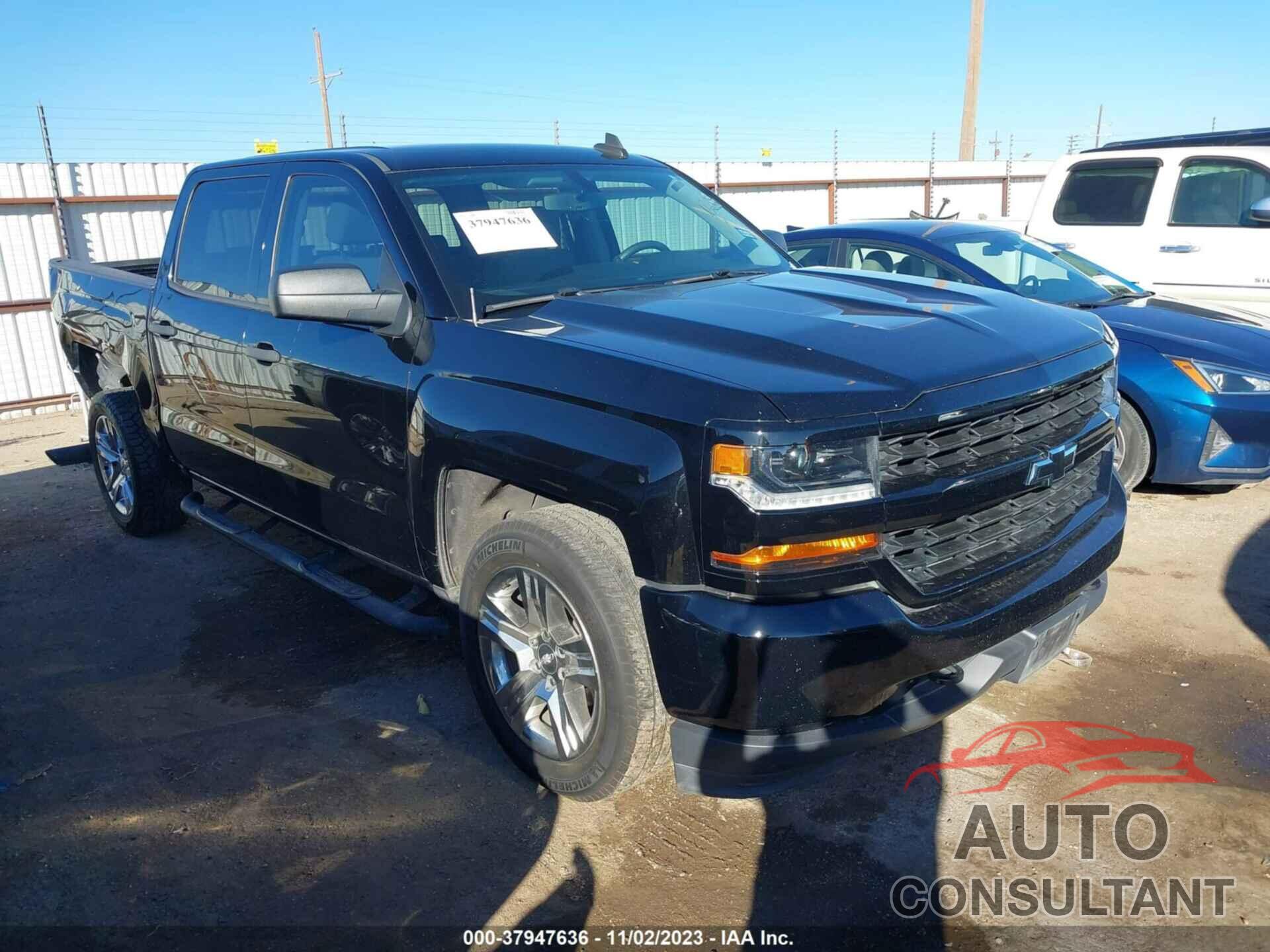 CHEVROLET SILVERADO 1500 2018 - 3GCPCPEC2JG402326