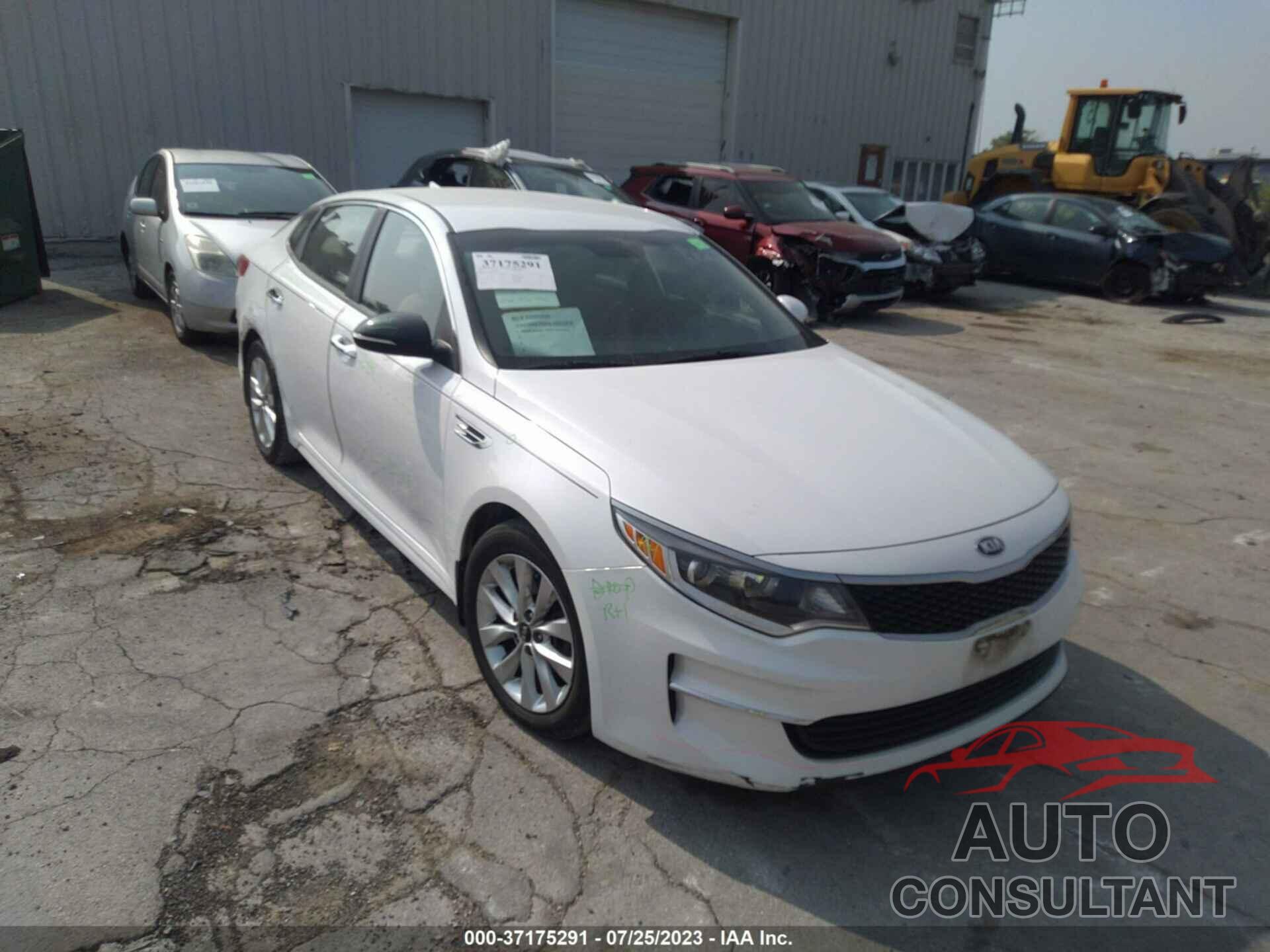 KIA OPTIMA 2018 - 5XXGT4L37JG267543