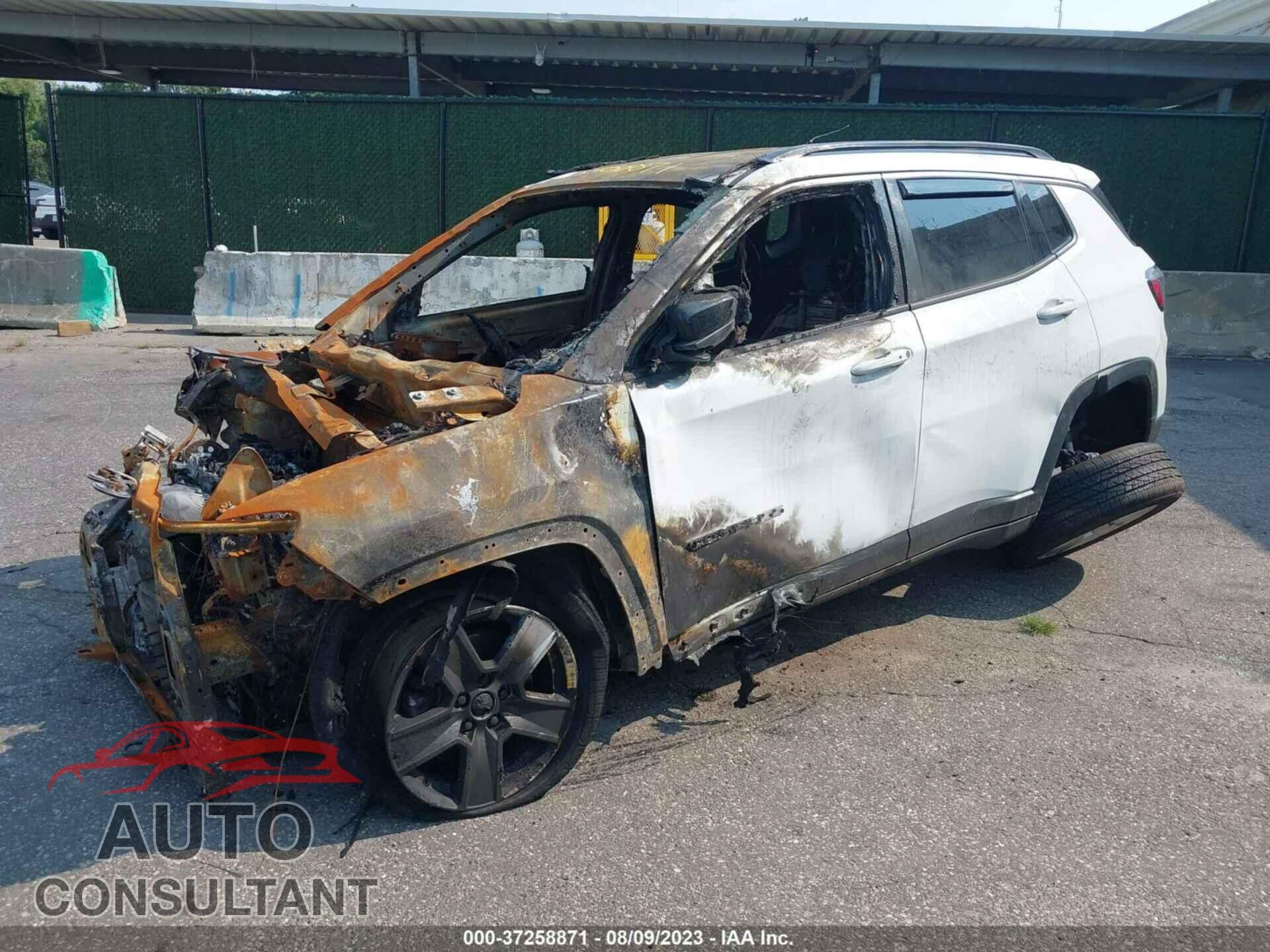 JEEP COMPASS 2022 - 3C4NJDBBXNT223892