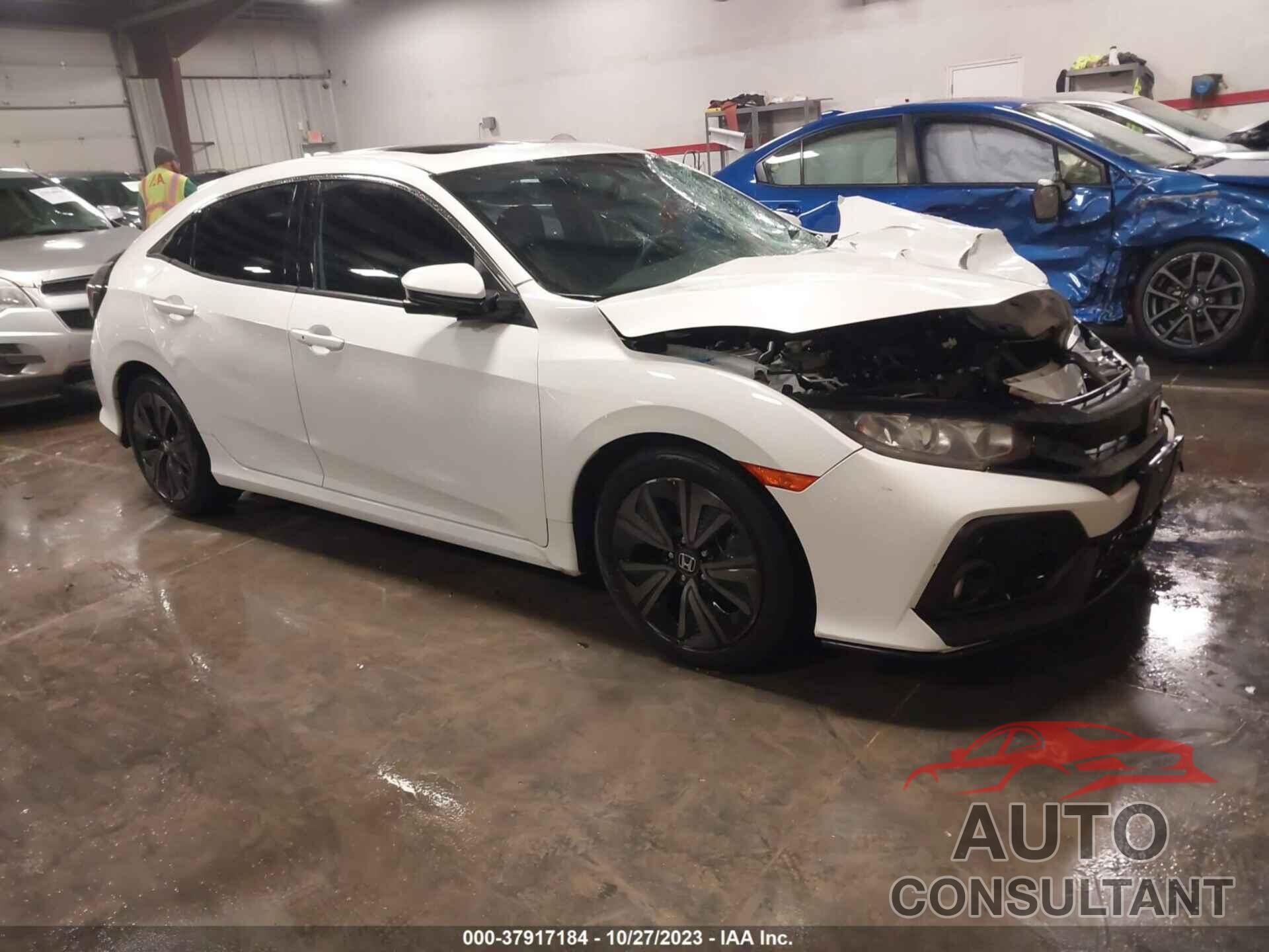 HONDA CIVIC HATCHBACK 2017 - SHHFK7H74HU200891