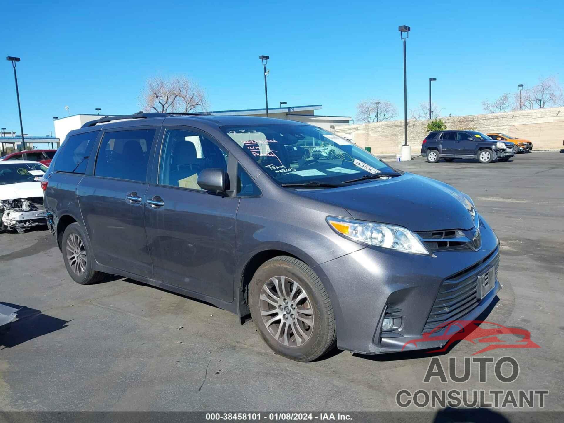 TOYOTA SIENNA 2019 - 5TDYZ3DC9KS016941