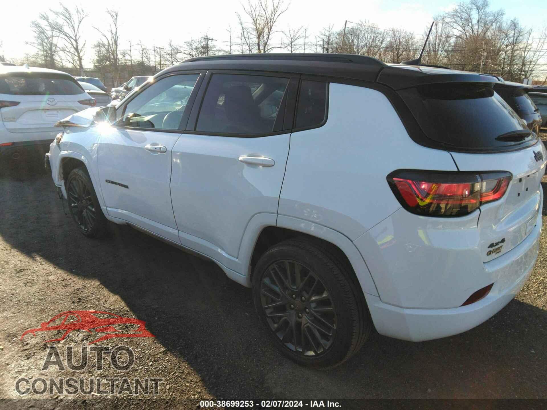 JEEP COMPASS 2022 - 3C4NJDCB5NT235804