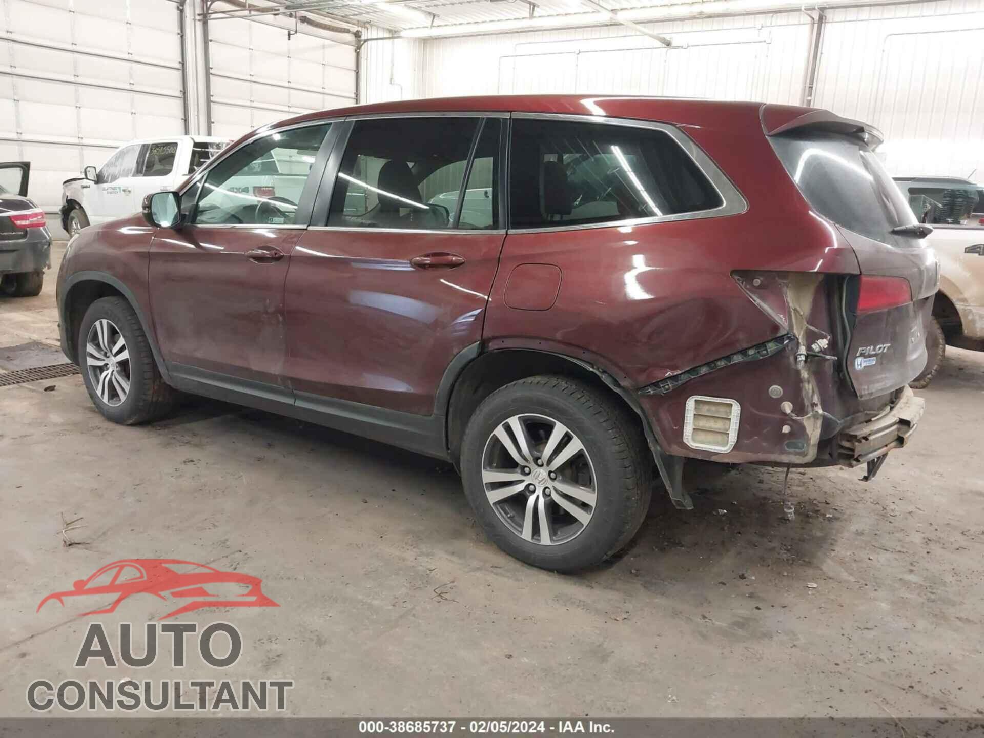HONDA PILOT 2018 - 5FNYF6H57JB039305