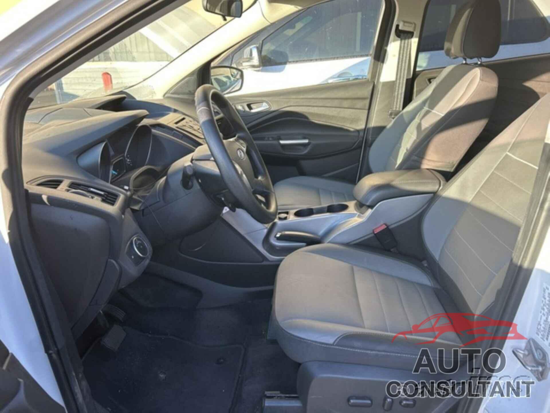 FORD ESCAPE 2015 - 1FMCU0GX9FUC29052