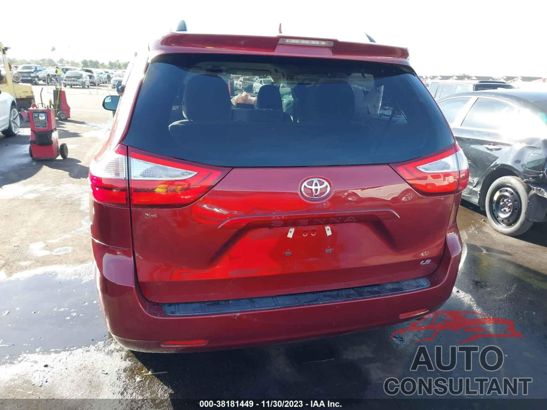 TOYOTA SIENNA 2018 - 5TDKZ3DCXJS933648