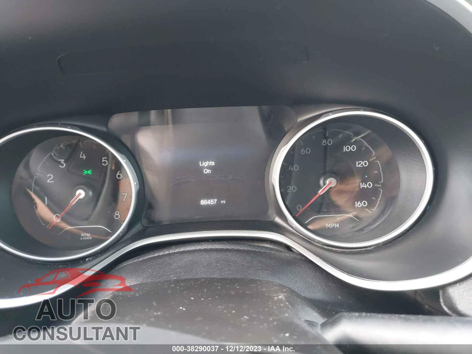 JEEP COMPASS 2018 - 3C4NJDCB5JT200769