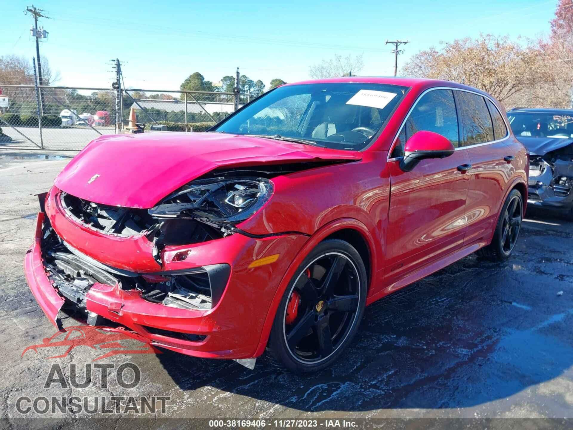 PORSCHE CAYENNE 2018 - WP1AD2A23JLA80865