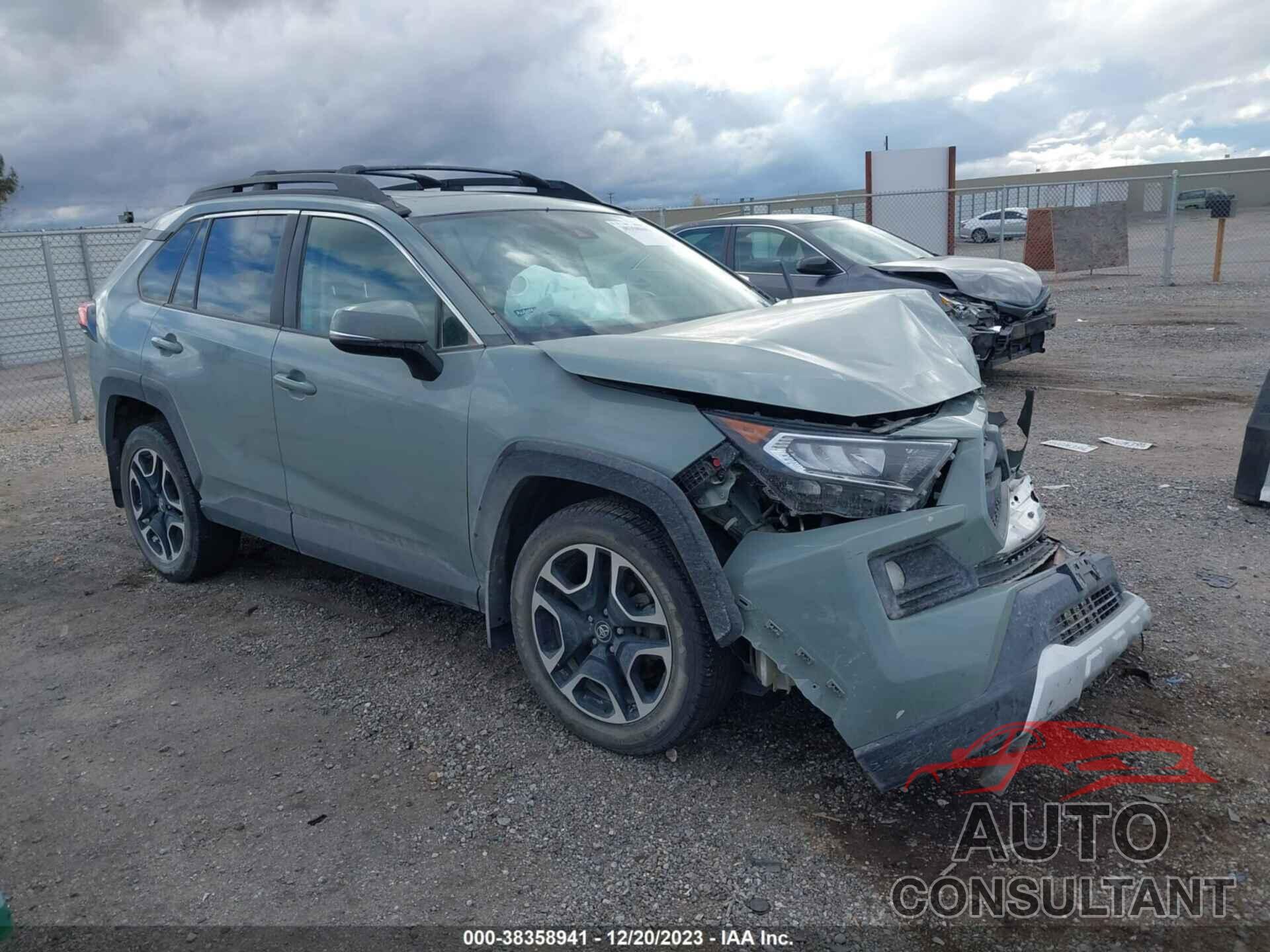 TOYOTA RAV4 2019 - 2T3J1RFV4KW003359