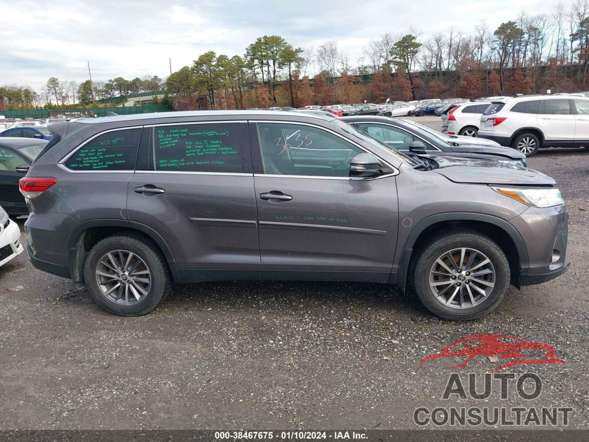 TOYOTA HIGHLANDER 2019 - 5TDJZRFH7KS576471