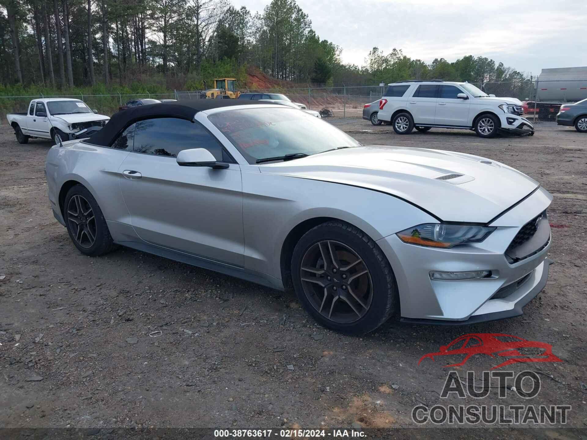 FORD MUSTANG 2018 - 1FATP8UH4J5119347