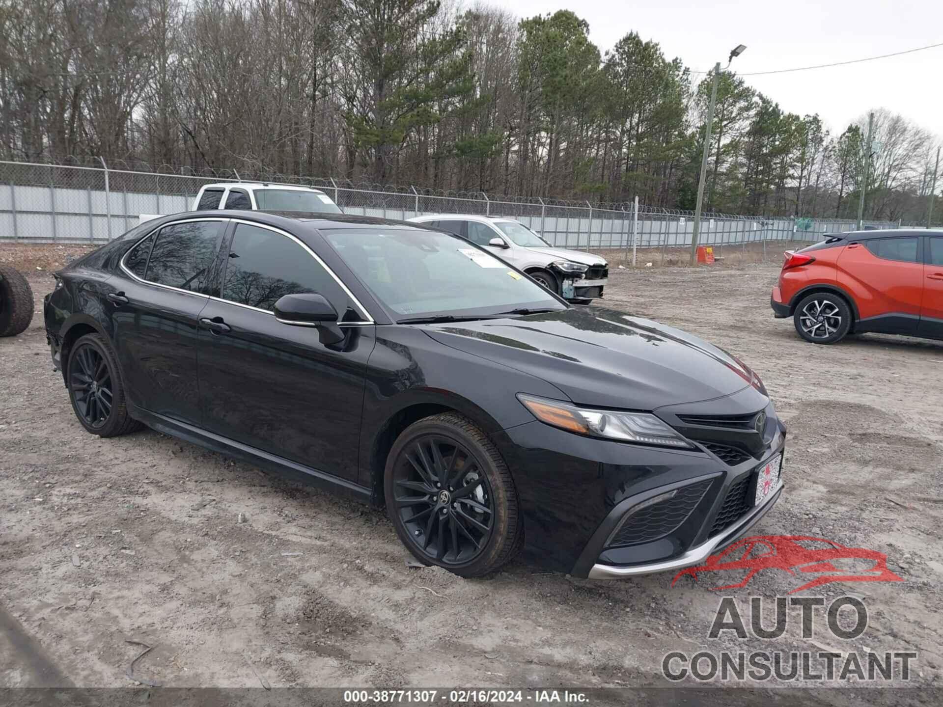 TOYOTA CAMRY 2022 - 4T1K61AK3NU716058