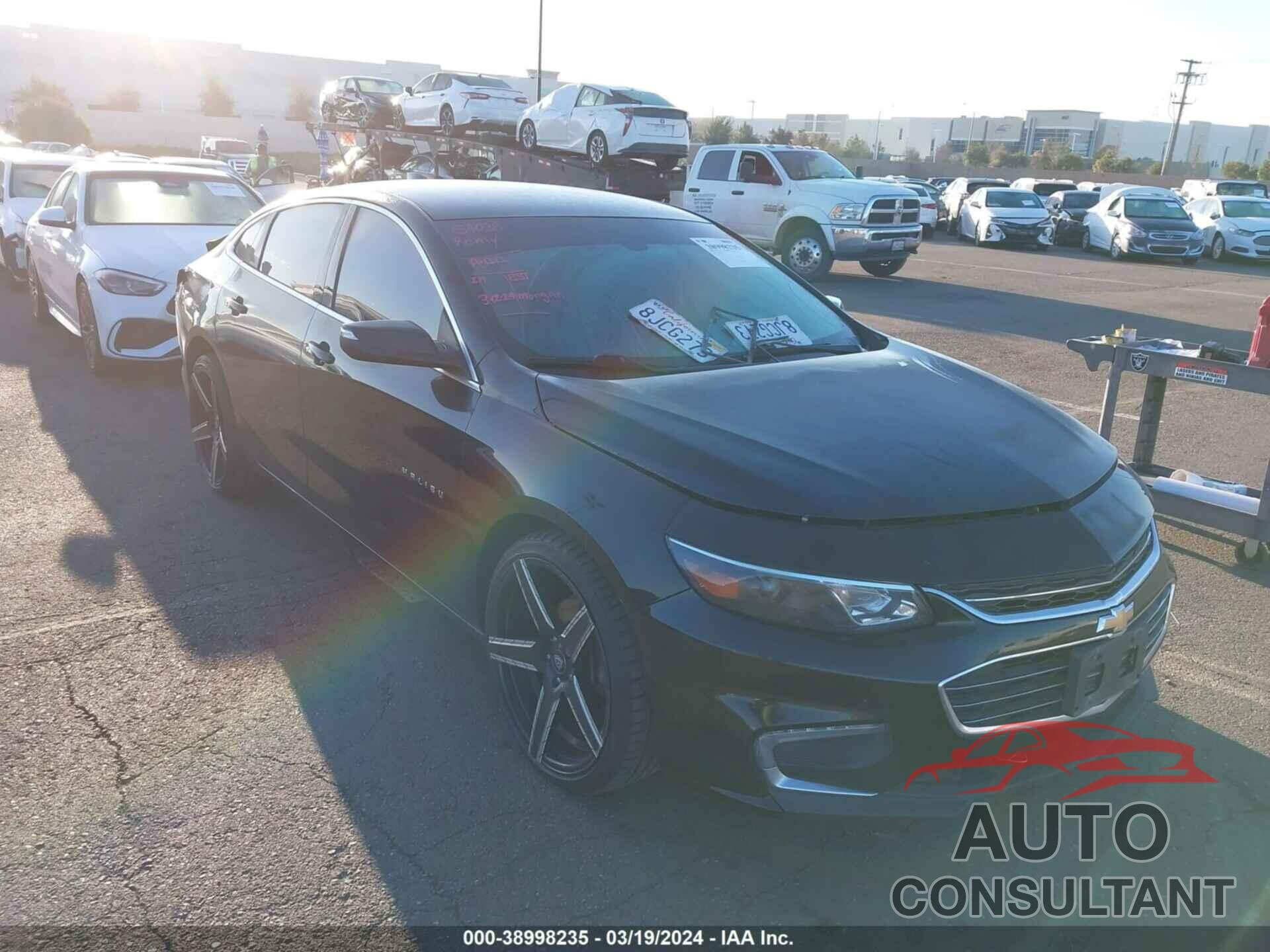 CHEVROLET MALIBU 2018 - 1G1ZD5ST6JF159287