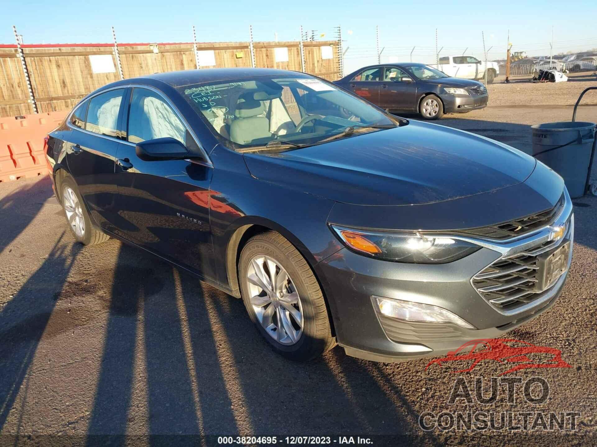 CHEVROLET MALIBU 2020 - 1G1ZD5ST9LF104156