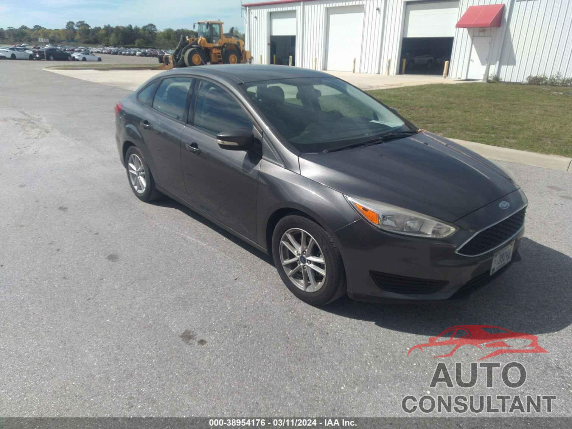 FORD FOCUS 2017 - 1FADP3F24HL315696