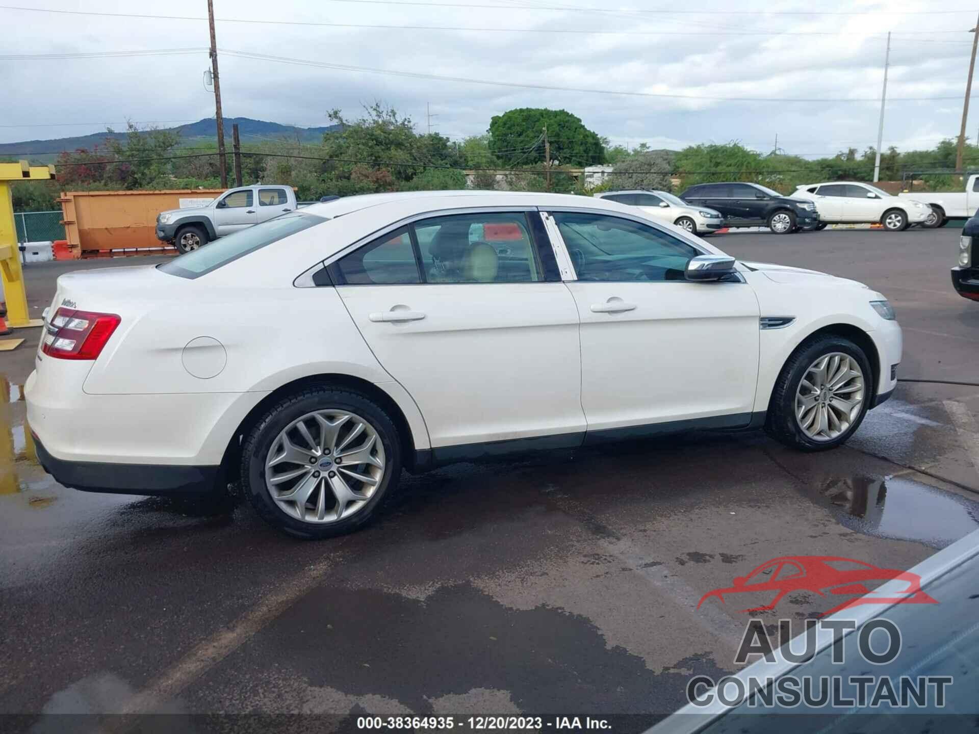 FORD TAURUS 2017 - 1FAHP2F84HG104667