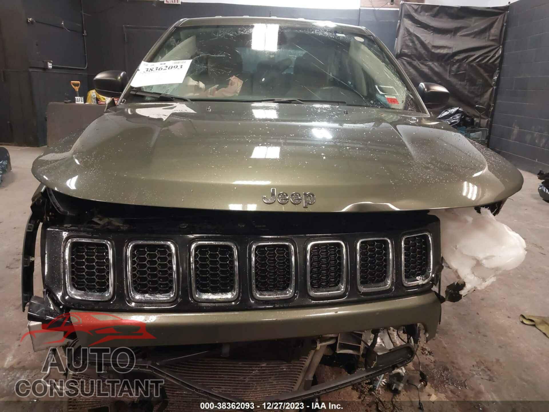 JEEP COMPASS 2020 - 3C4NJDAB5LT163230