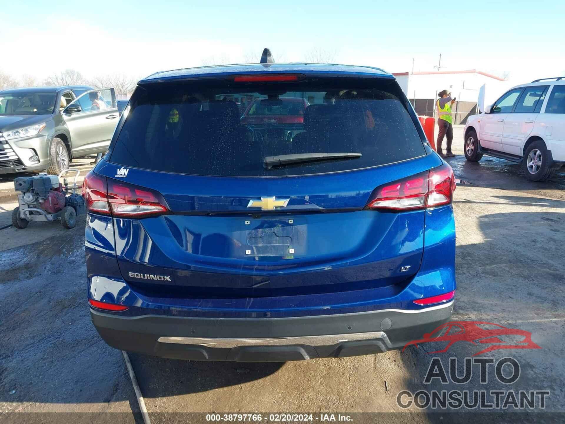 CHEVROLET EQUINOX 2022 - 3GNAXKEV4NS205862