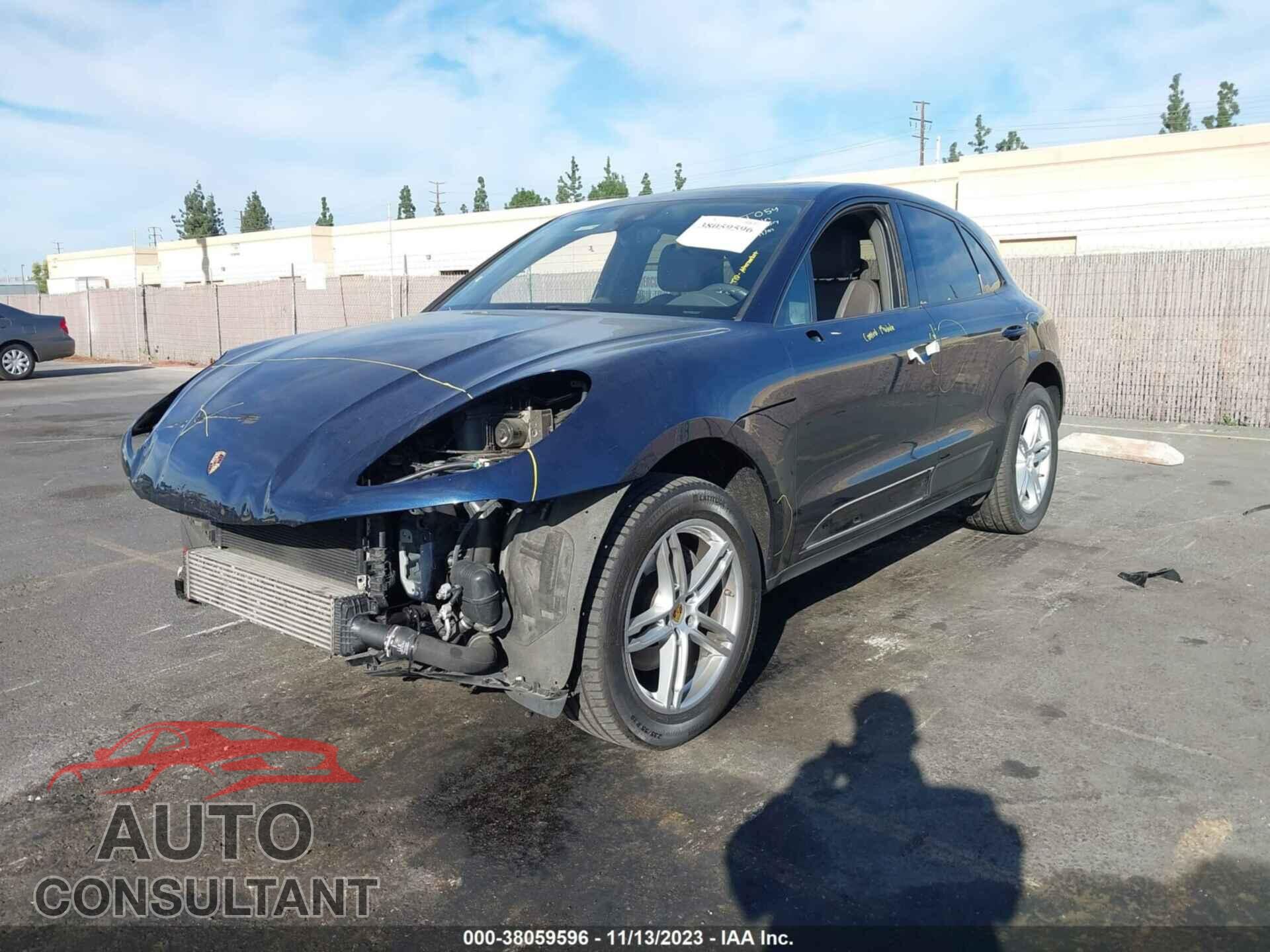 PORSCHE MACAN 2018 - WP1AA2A59JLB03701