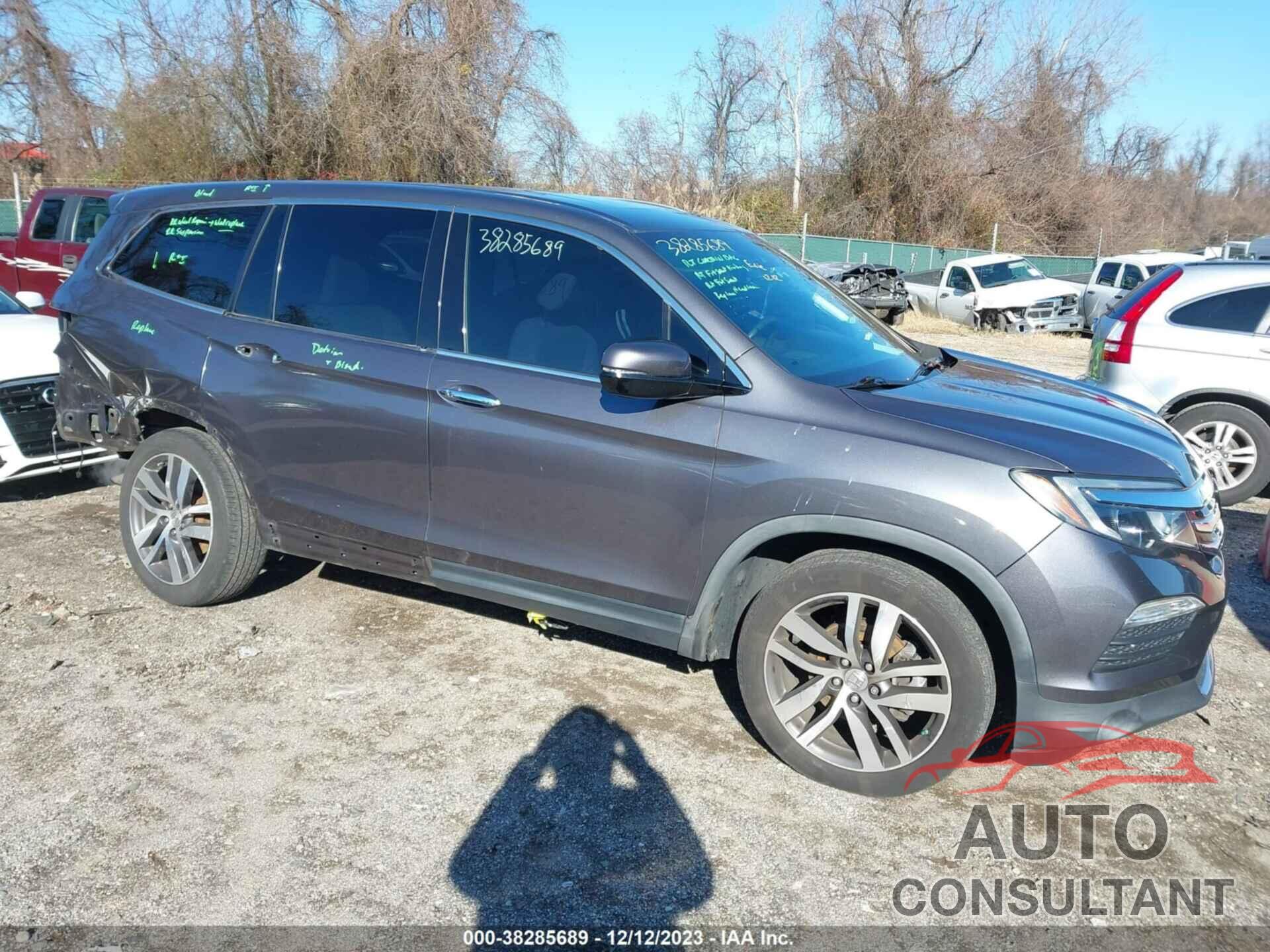 HONDA PILOT 2017 - 5FNYF6H08HB100837