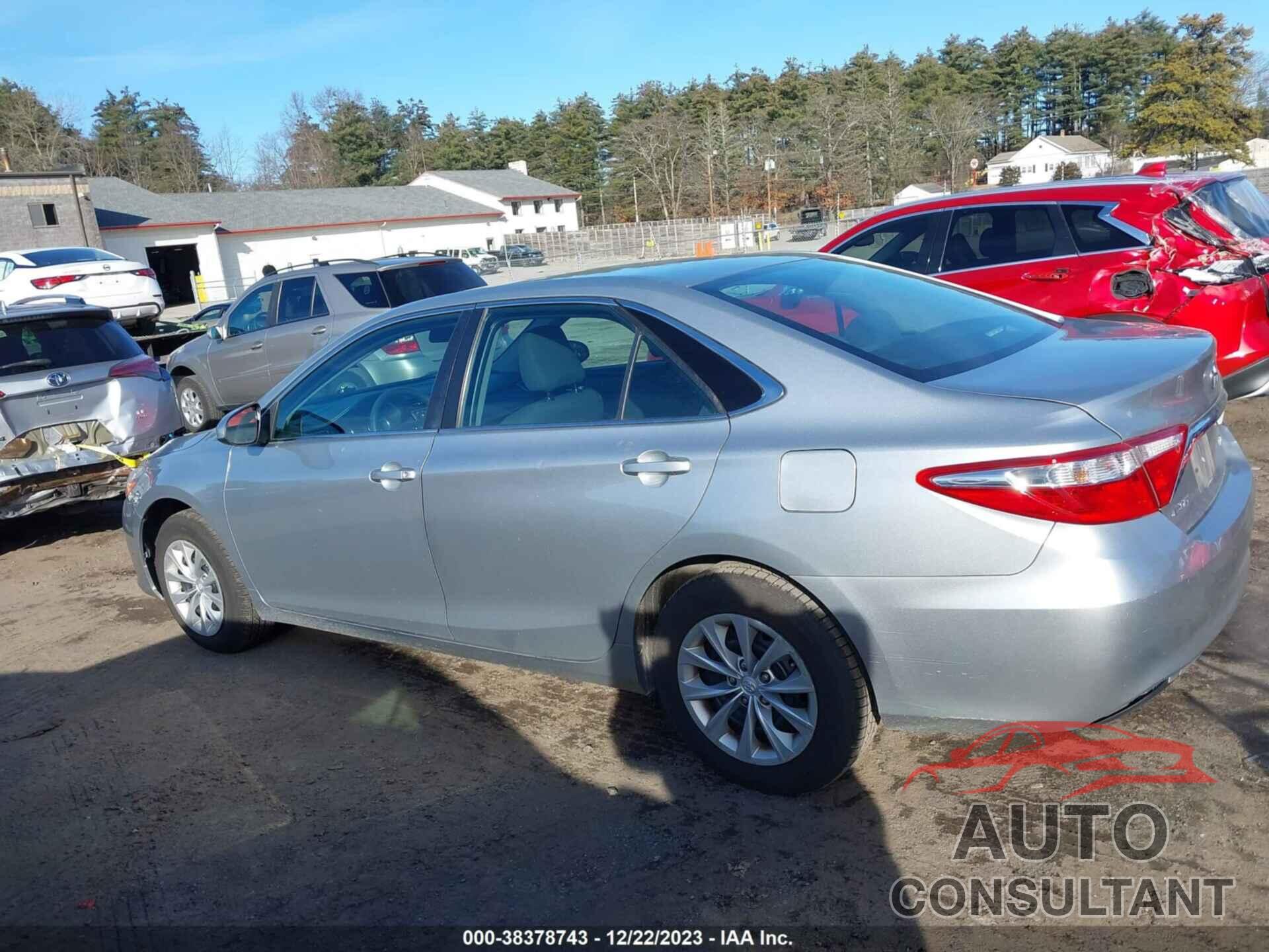 TOYOTA CAMRY 2016 - 4T4BF1FKXGR559937