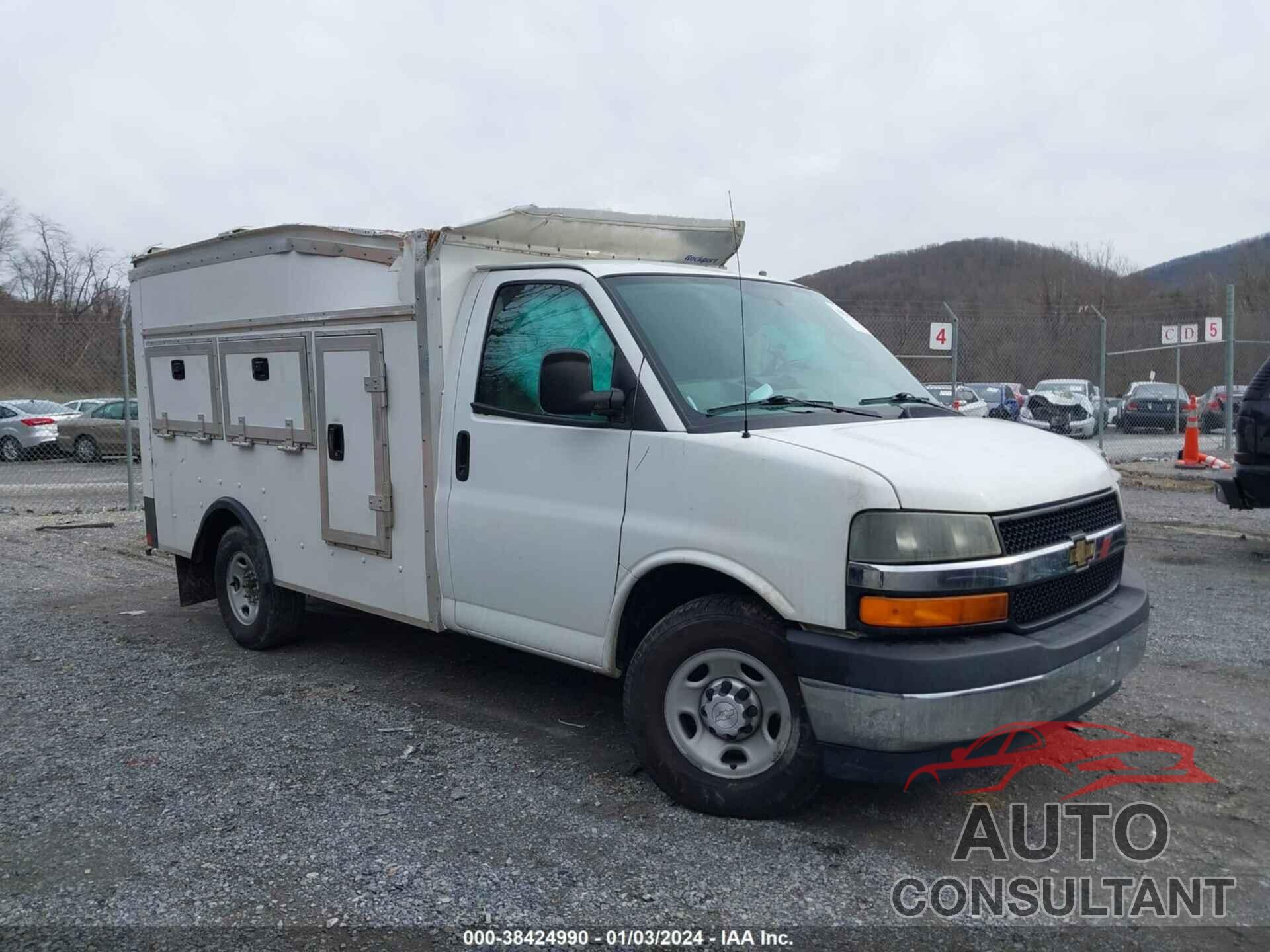 CHEVROLET EXPRESS G3500 2017 - 1GB0GRFG6H1219995