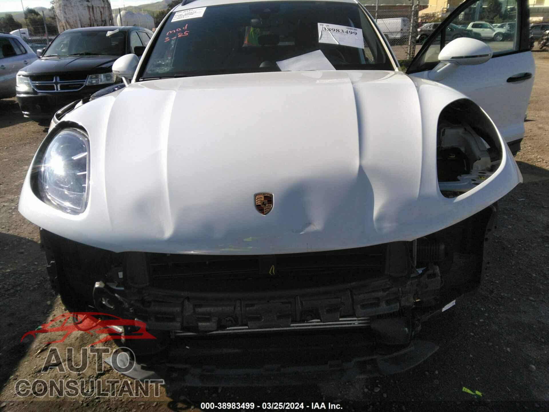 PORSCHE MACAN 2022 - WP1AA2A58NLB10337