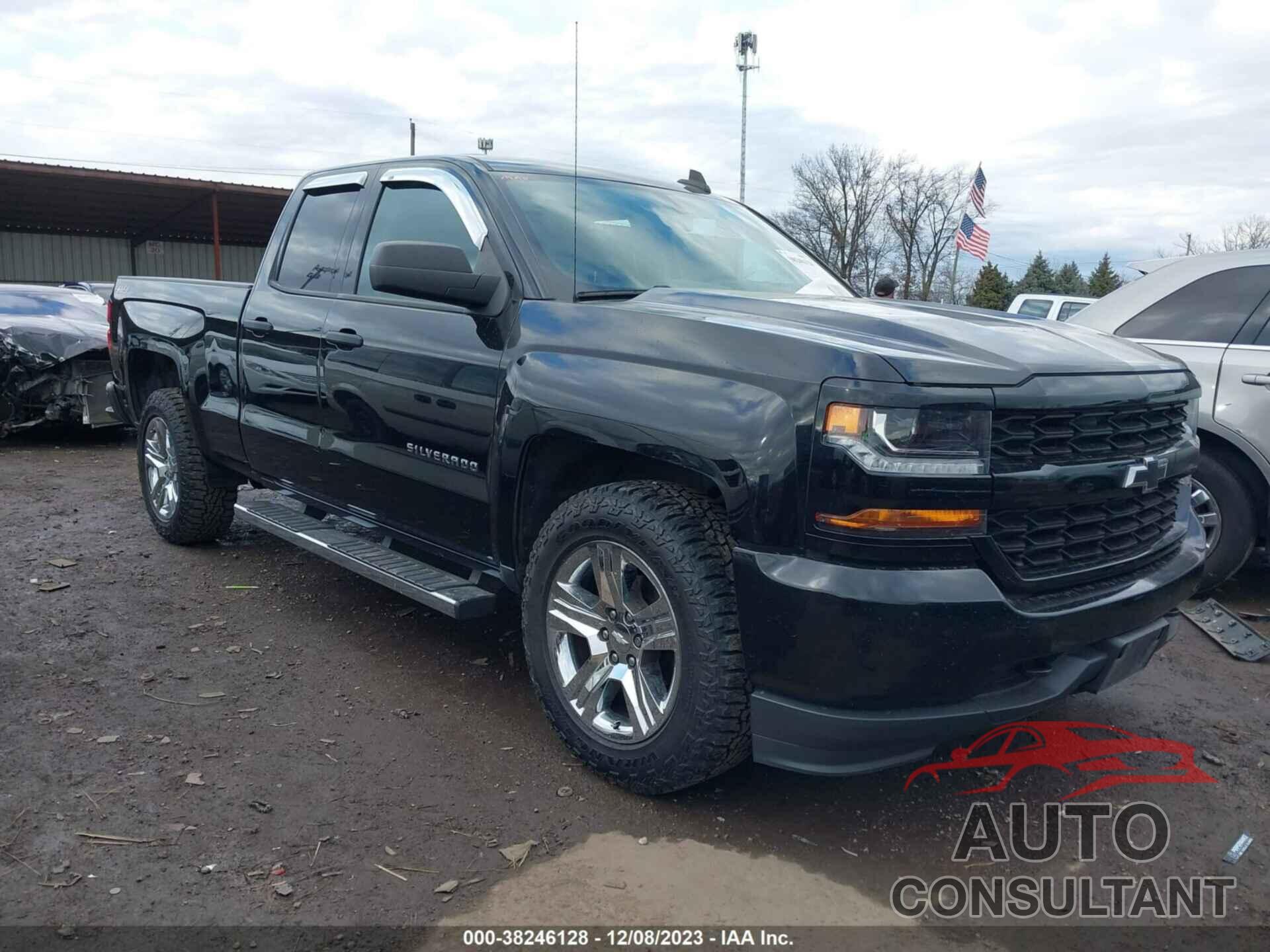 CHEVROLET SILVERADO 1500 2018 - 1GCVKPEC5JZ271726