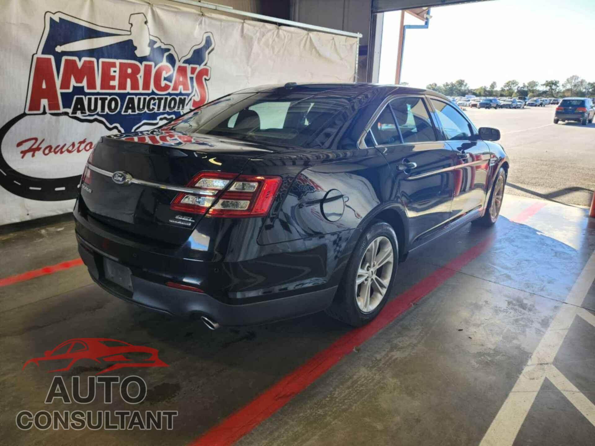 FORD TAURUS 2017 - 1FAHP2E88HG127077