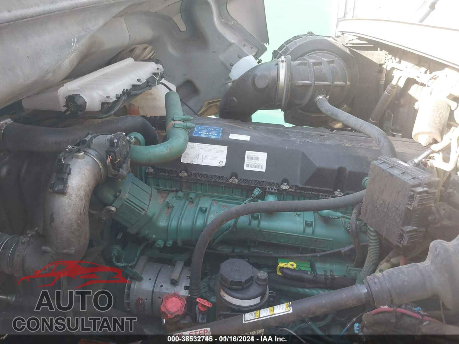 VOLVO VNL 2021 - 4V4NC9EJ8MN600524