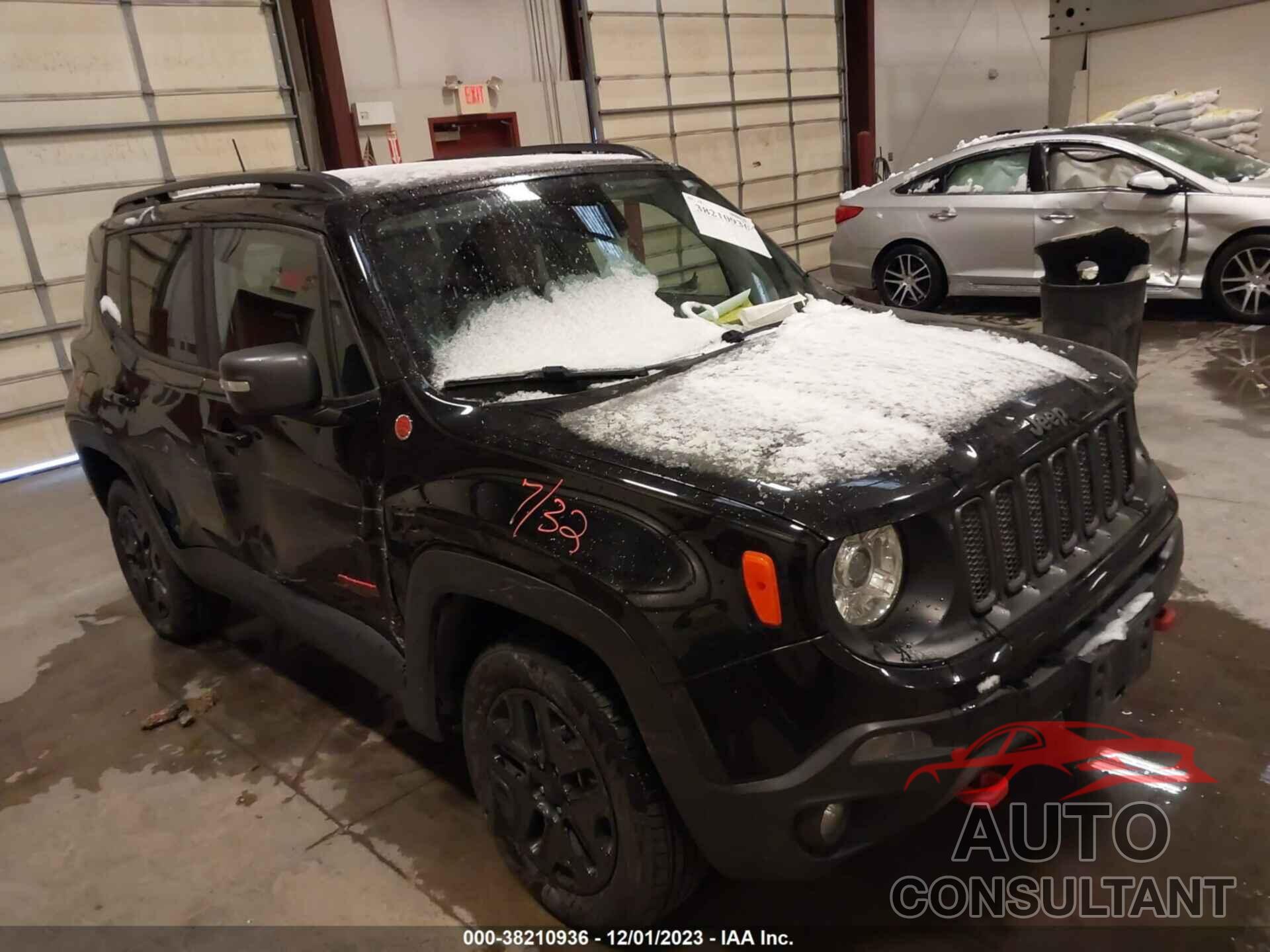 JEEP RENEGADE 2018 - ZACCJBCB5JPH17637