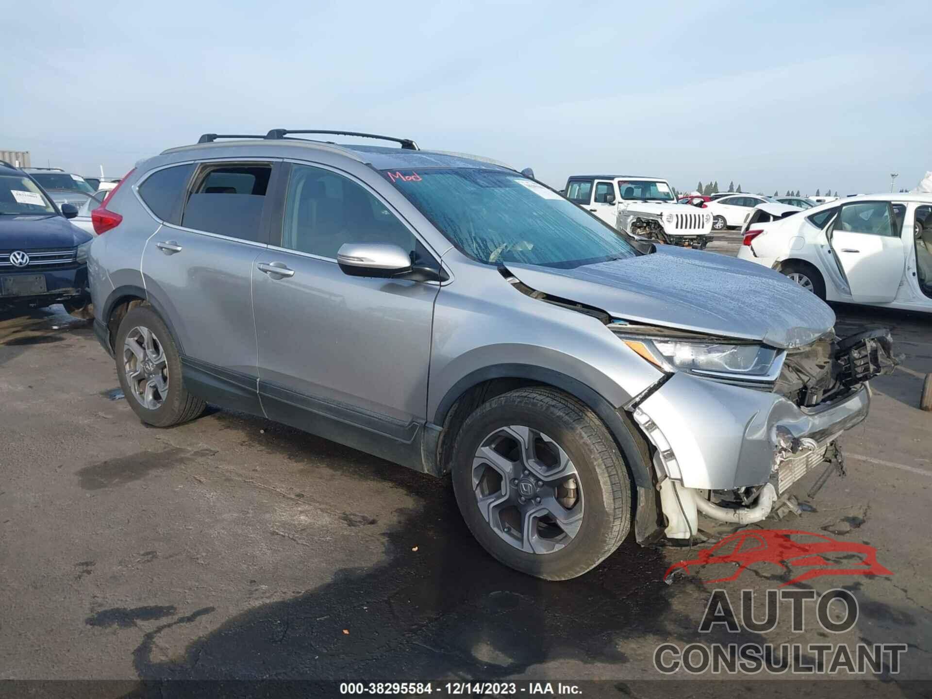 HONDA CR-V 2018 - 7FARW1H83JE030171