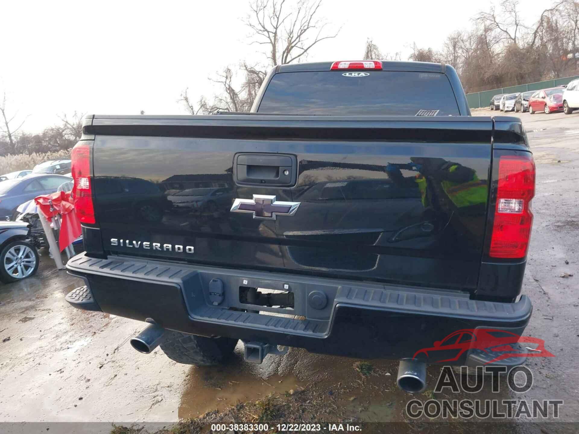 CHEVROLET SILVERADO 1500 2018 - 3GCUKREC7JG447098