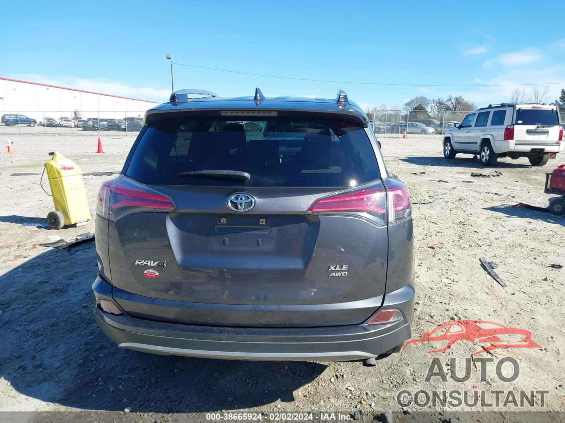 TOYOTA RAV4 2018 - JTMRFREV1JD221891