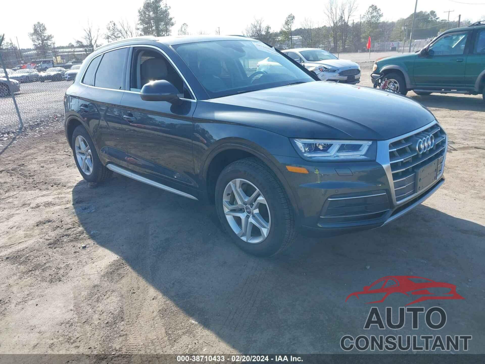 AUDI Q5 2018 - WA1BNAFY6J2093359