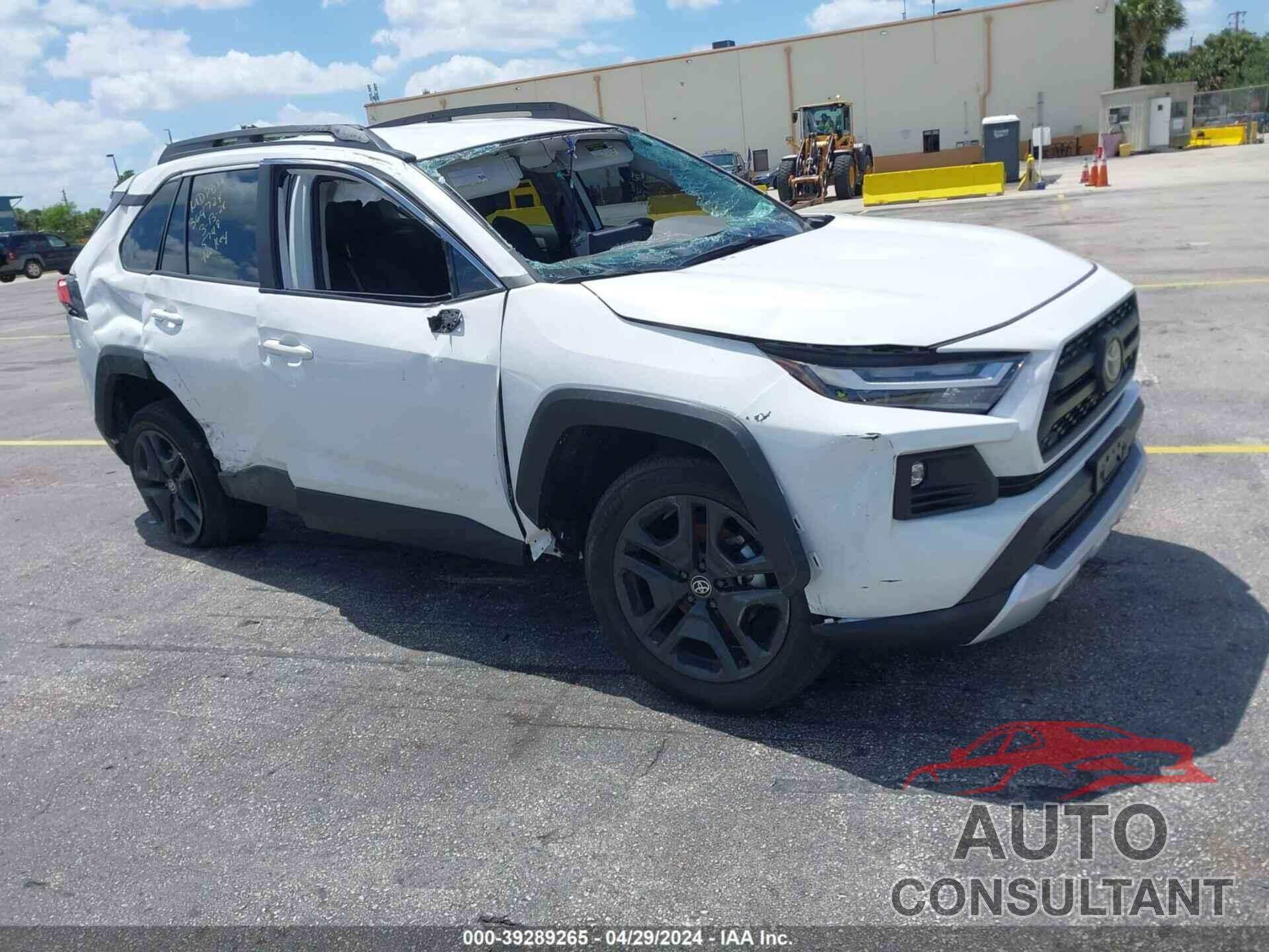 TOYOTA RAV4 2023 - 2T3J1RFV6PW365748