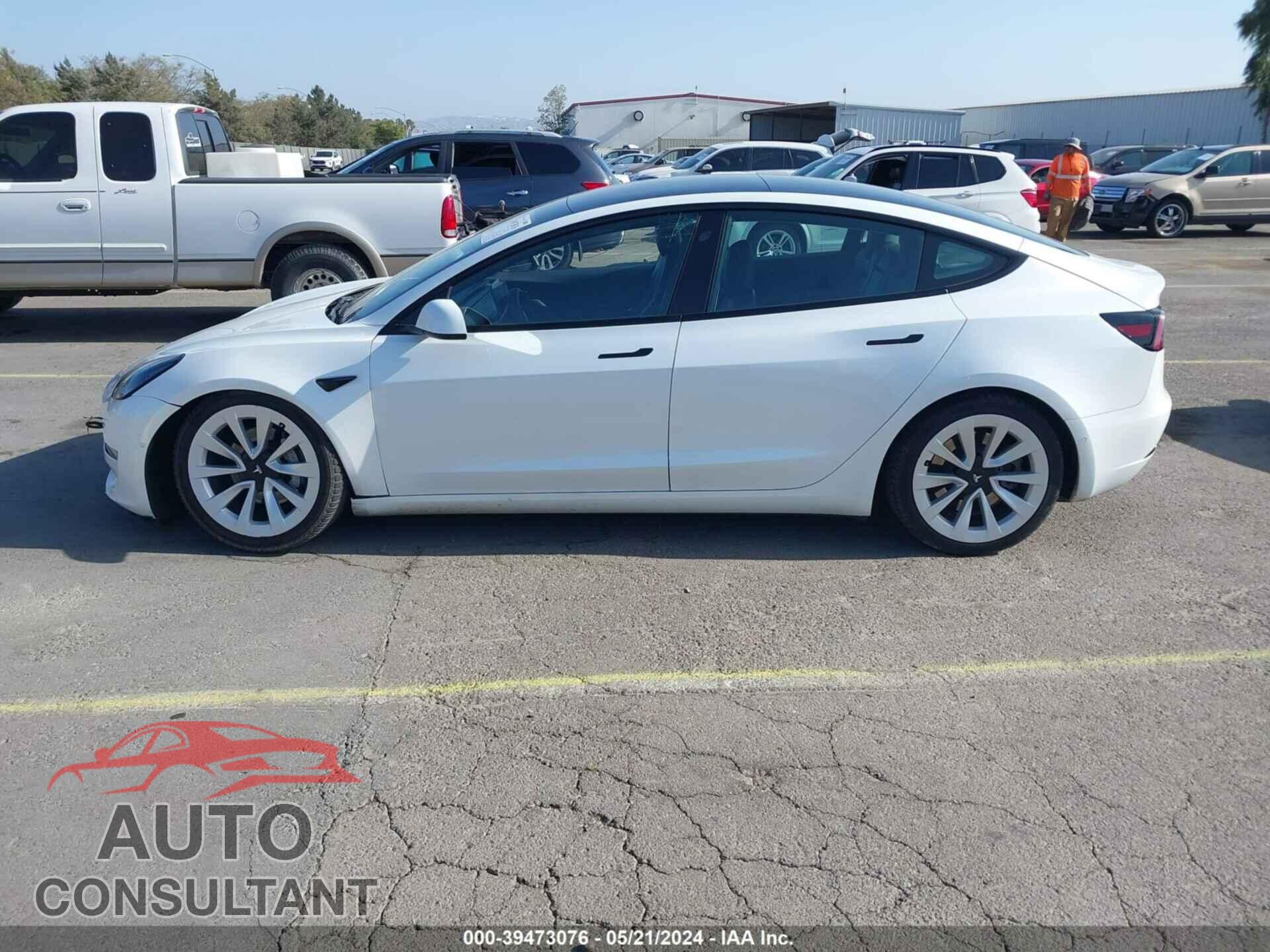 TESLA MODEL 3 2021 - 5YJ3E1EA3MF872038