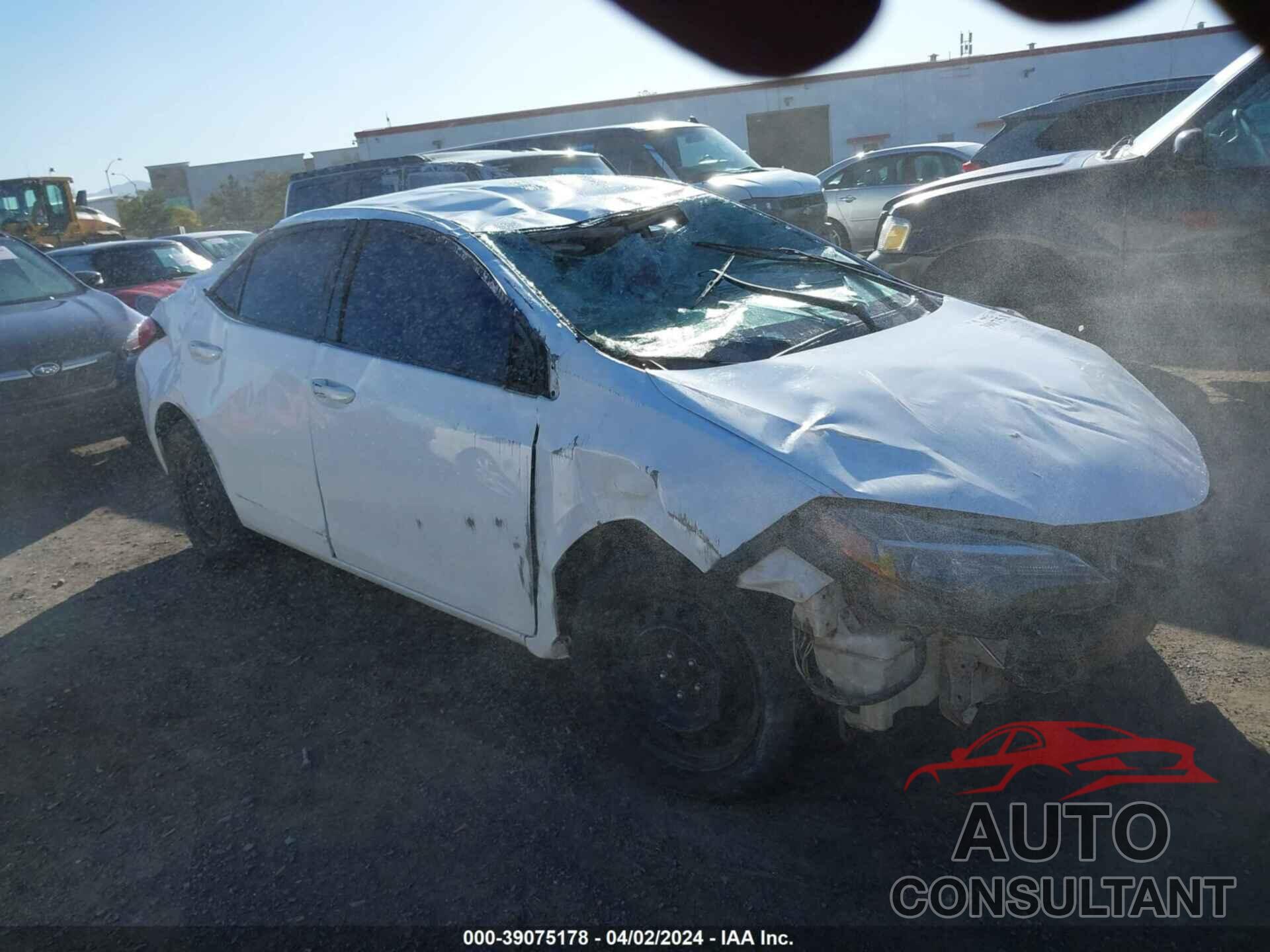 TOYOTA COROLLA 2018 - 2T1BURHE7JC021064