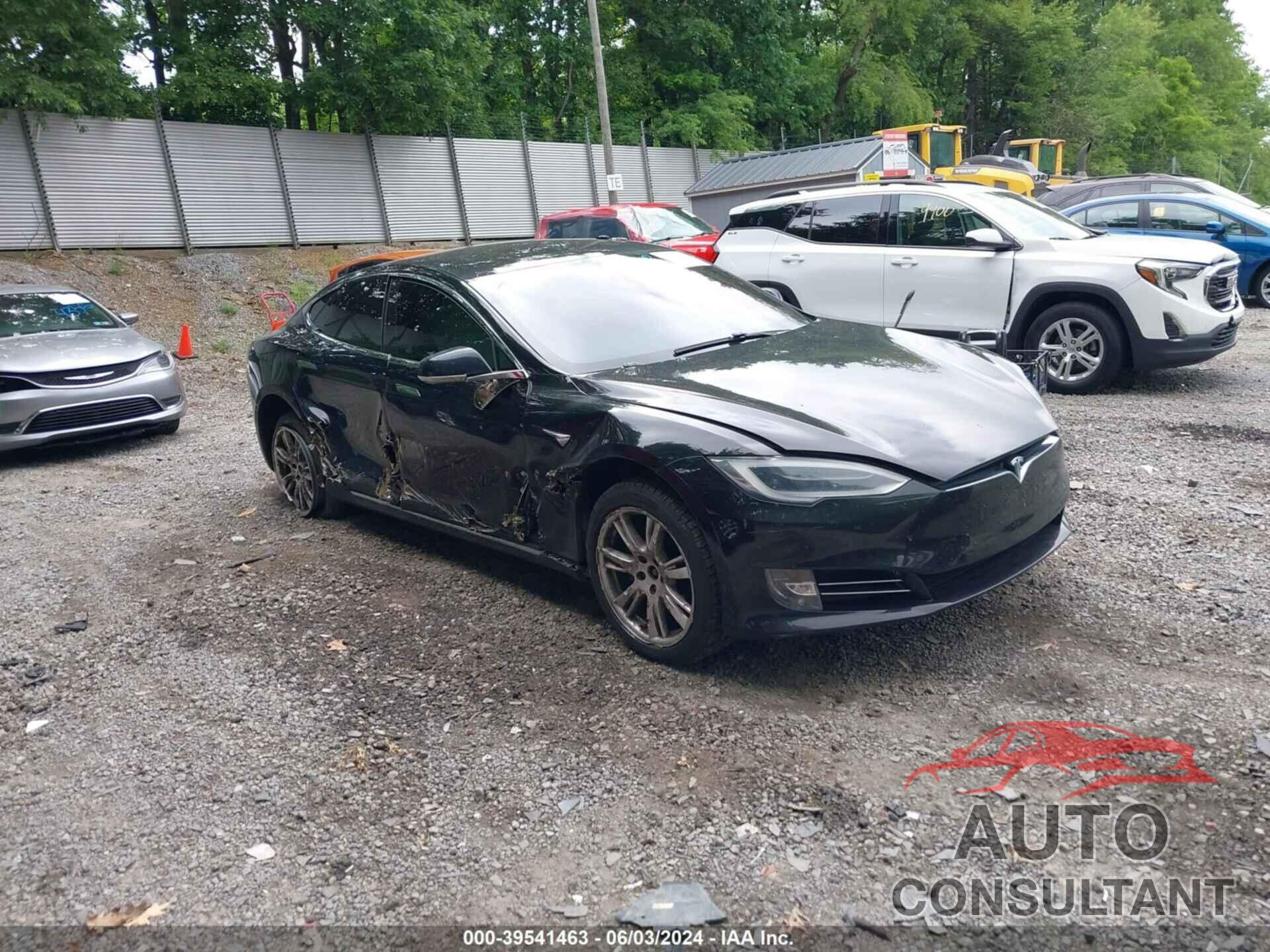 TESLA MODEL S 2021 - 5YJSA1E27MF424420