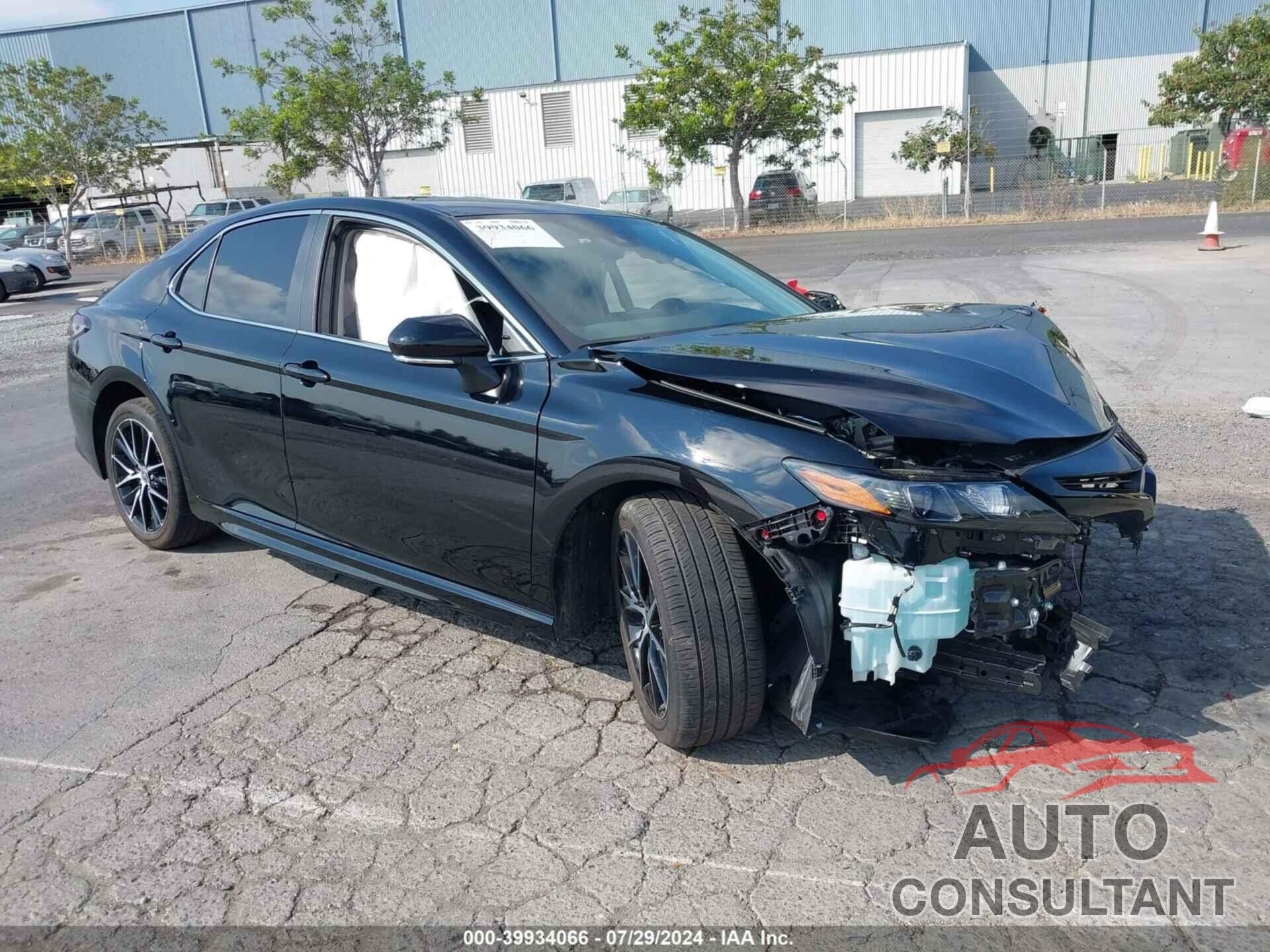 TOYOTA CAMRY 2024 - 4T1G11AK4RU852564