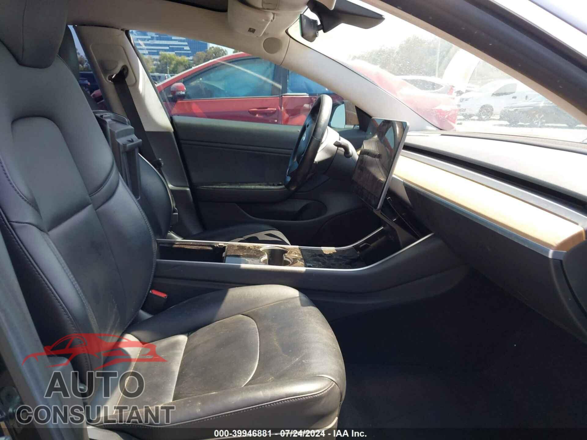 TESLA MODEL 3 2017 - 5YJ3E1EAXHF001174