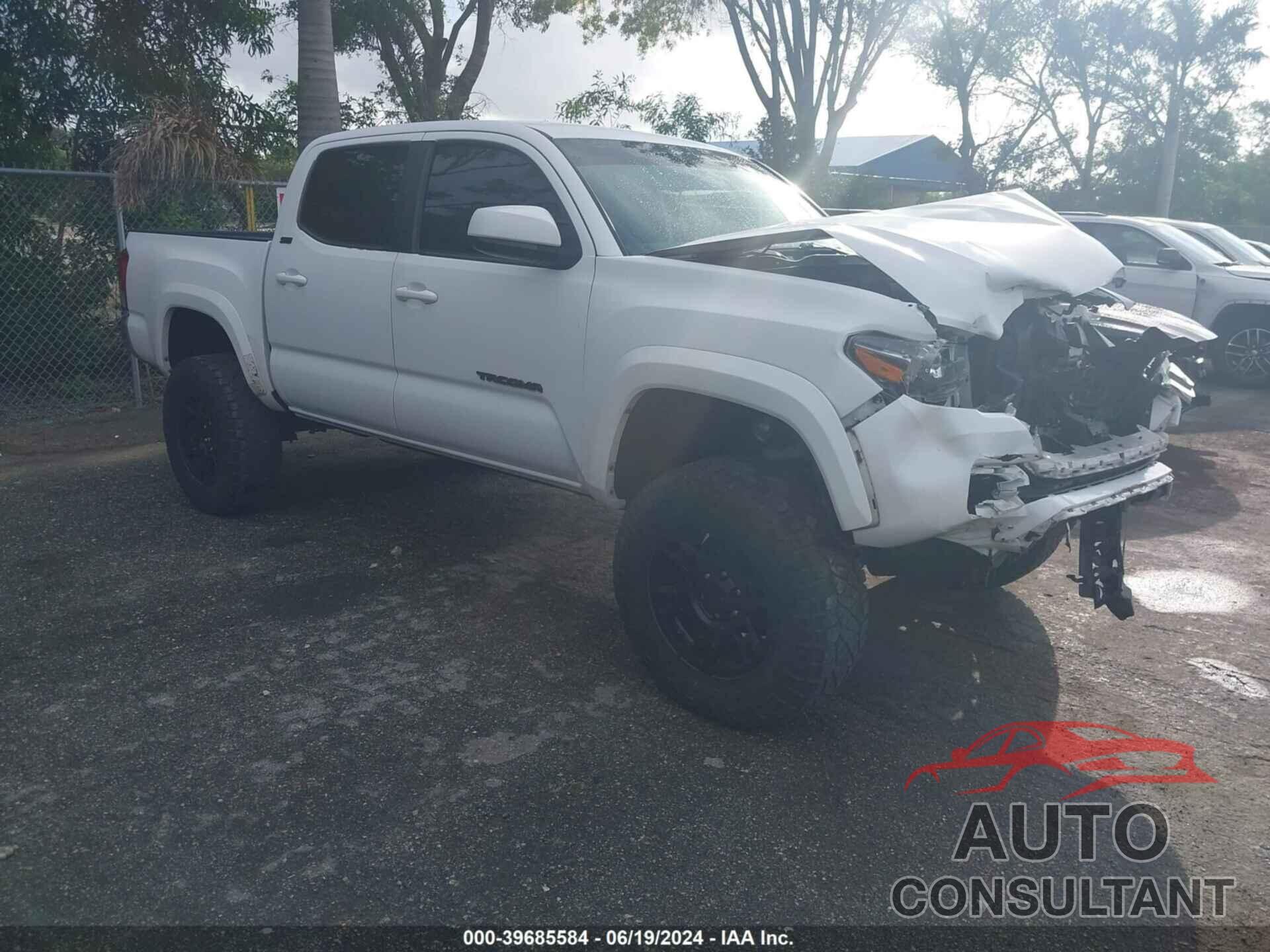 TOYOTA TACOMA 2017 - 3TMCZ5AN8HM095555