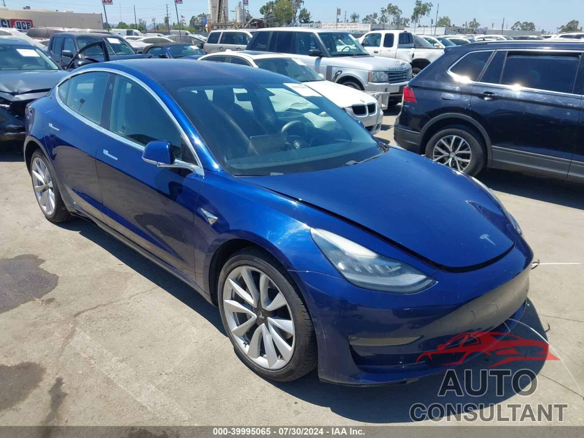 TESLA MODEL 3 2018 - 5YJ3E1EA8JF033417