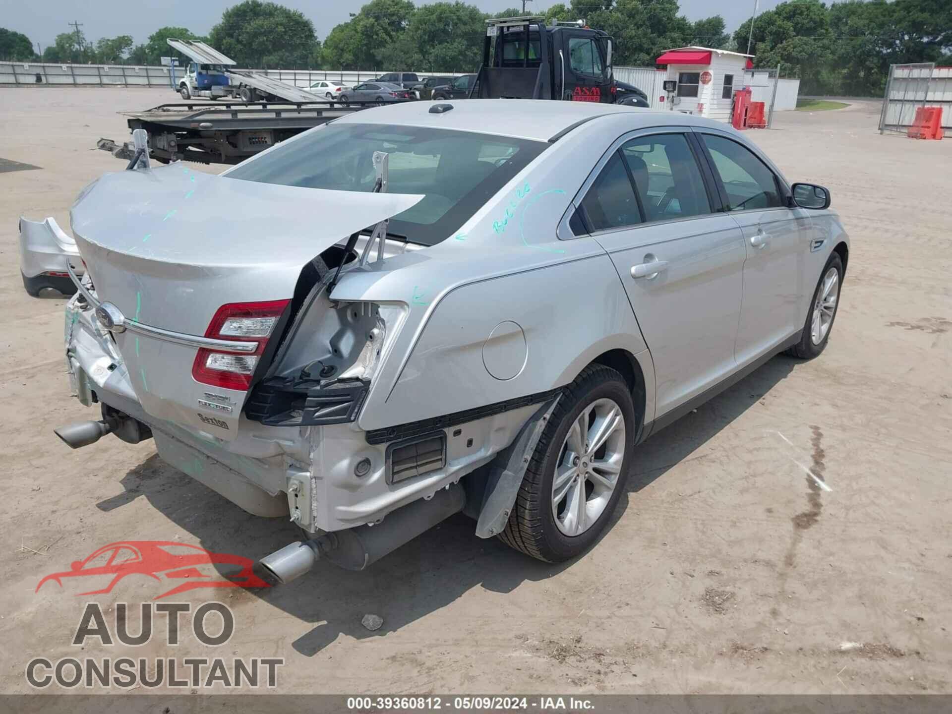 FORD TAURUS 2016 - 1FAHP2E8XGG102065
