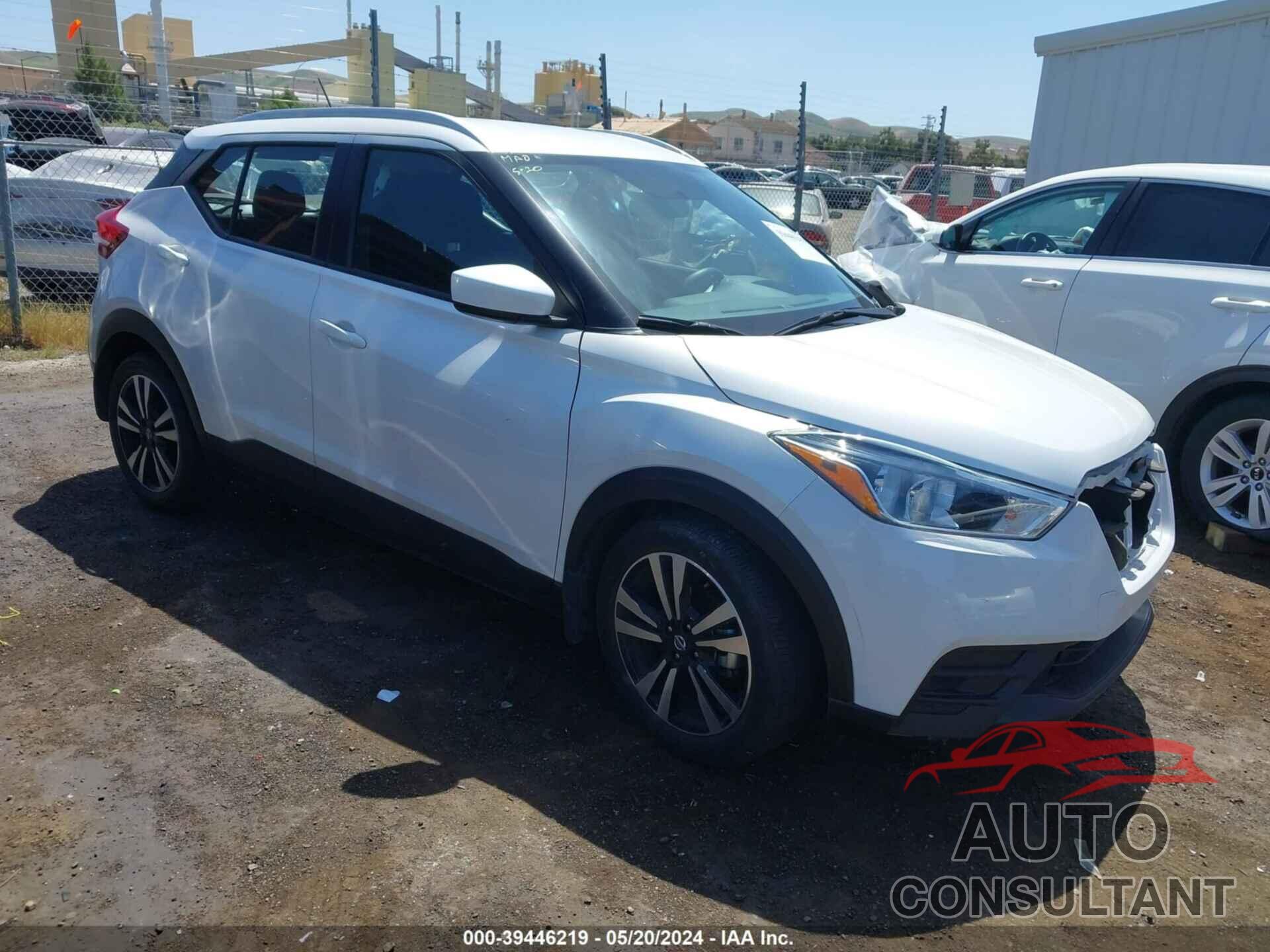 NISSAN KICKS 2018 - 3N1CP5CU9JL514876