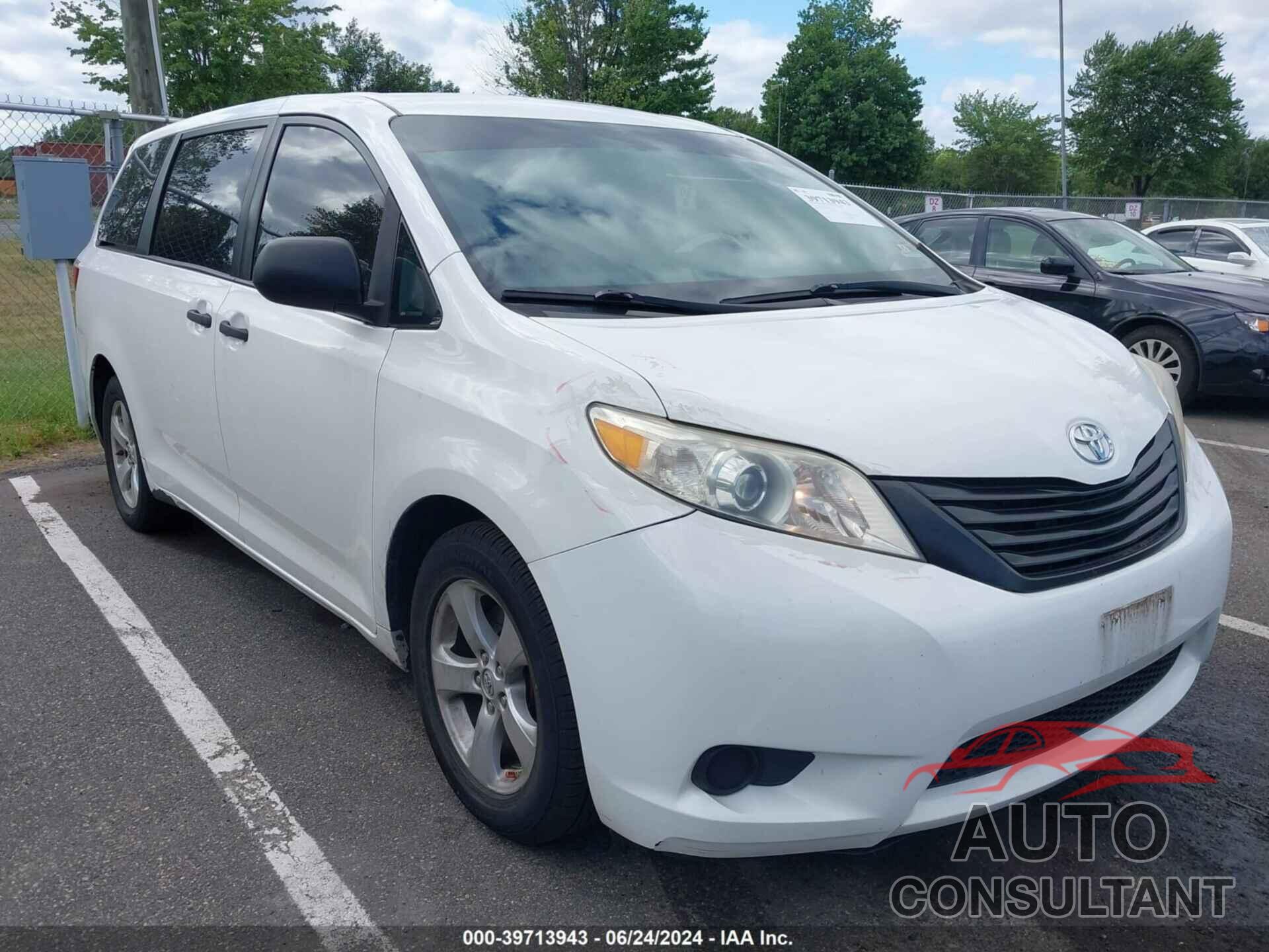 TOYOTA SIENNA 2017 - 5TDZZ3DC6HS814102