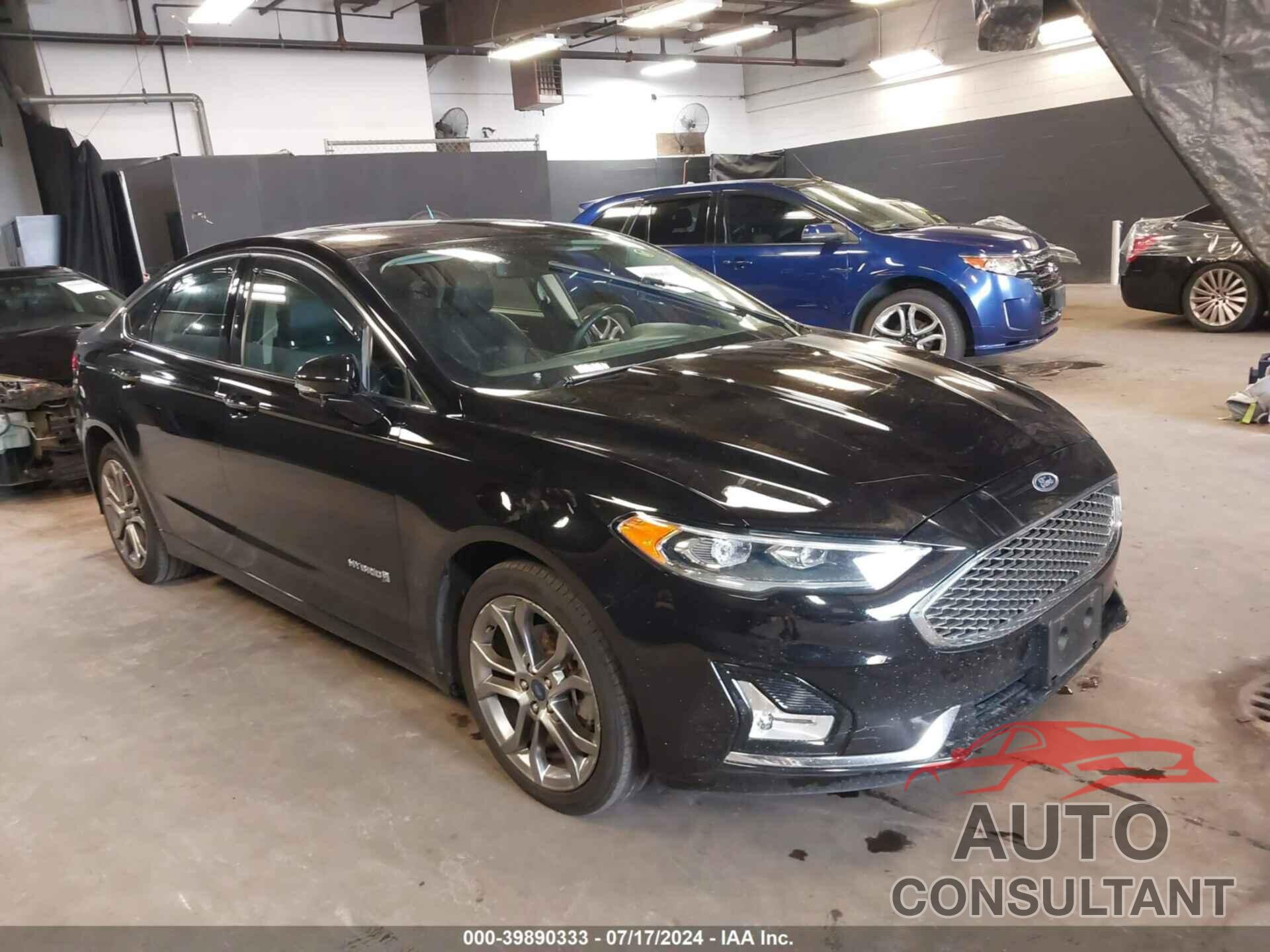 FORD FUSION HYBRID 2019 - 3FA6P0RU1KR105375